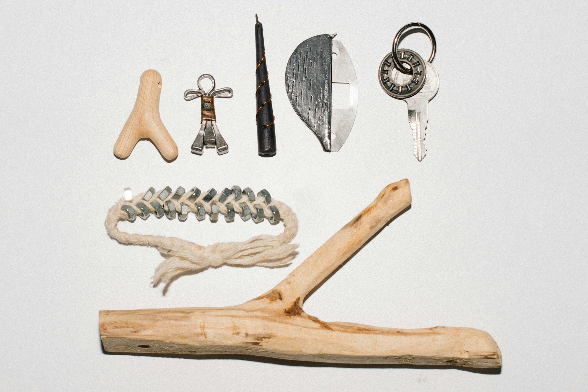 Rosa Dahls Bastelarbeiten aus Kindertagen sehen fast wie archäologische Funde aus.