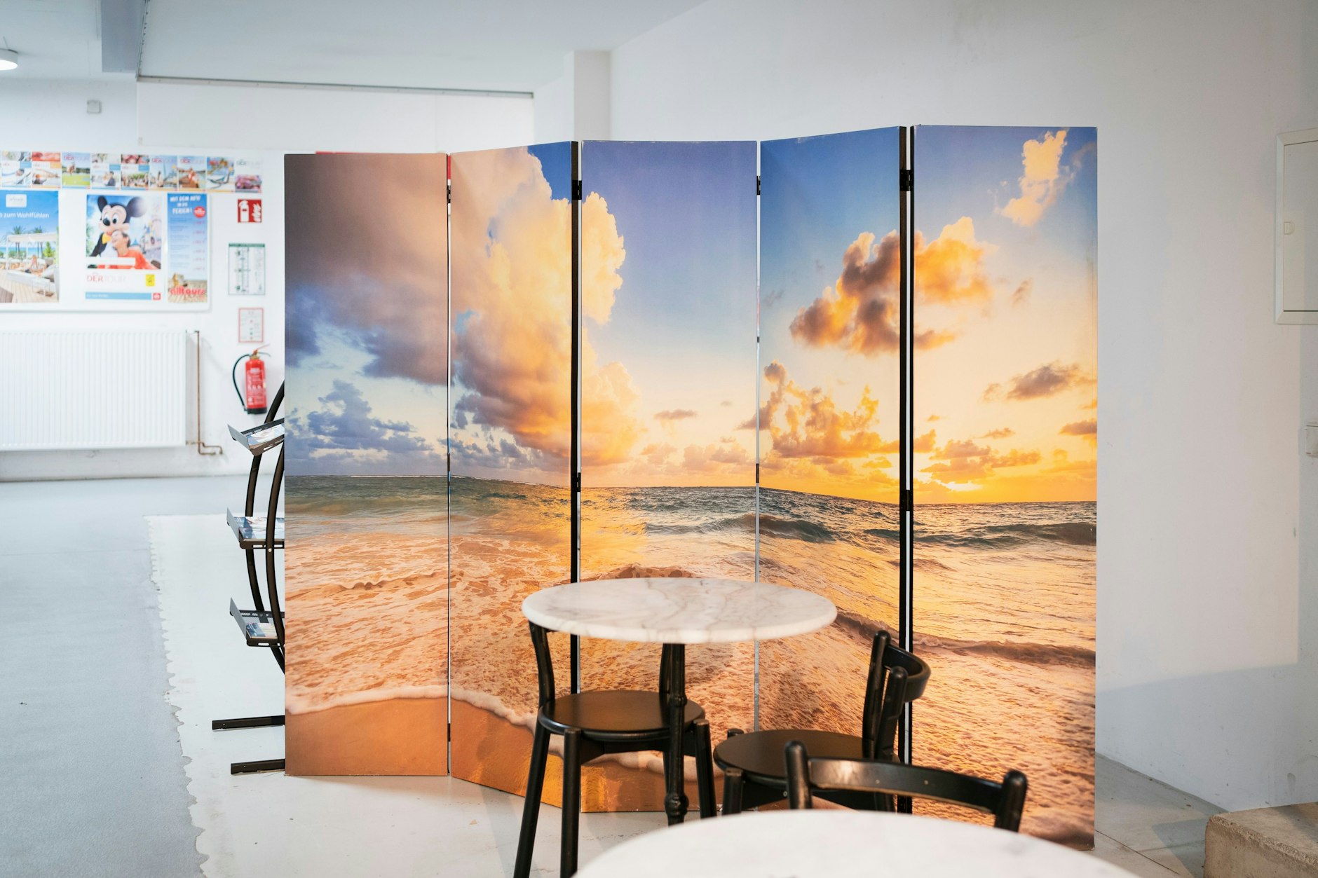 Reisebüro in der Marheineke Markthalle.