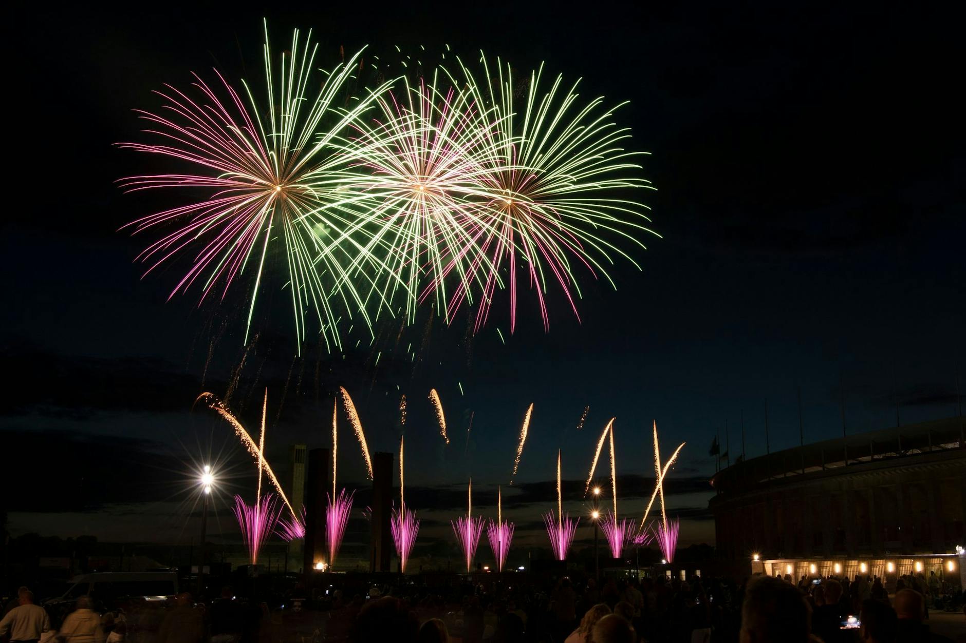 Die Feuerwerks-Teams verzauberten mit ihren Shows die Besucher - doch die Umstände gefielen nicht allen.