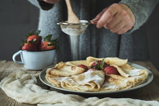 Ein echtes Spar-Essen! Eierkuchen wie in der DDR: Mit diesem Rezept zaubern Sie köstliche Plinsen wie von Oma