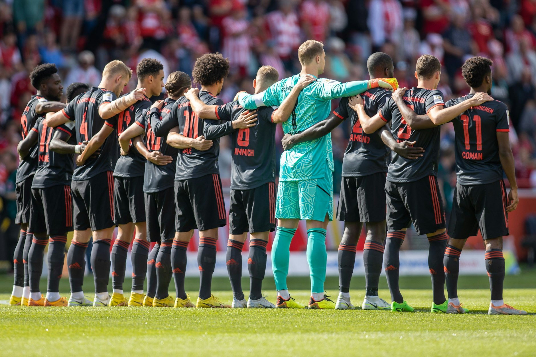 Die Bayern-Elf in der Alten Försterei