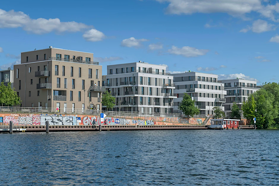 Neubaugebiet Waterkant in Spandau: Hier erhöhte die landeseigene Gewobag die Mieten mit Verweis auf drei Vergleichswohnungen.