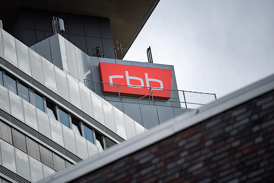 Das RBB-Gebäude in der Masurenallee.