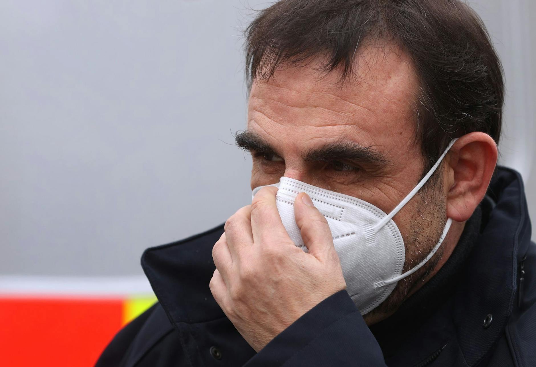 ARCHIV - «Es ist für Flugreisende durchaus zumutbar, auf diese Weise sich und vor allem andere zu schützen»: Bayerns Gesundheitsminister Klaus Holetschek.