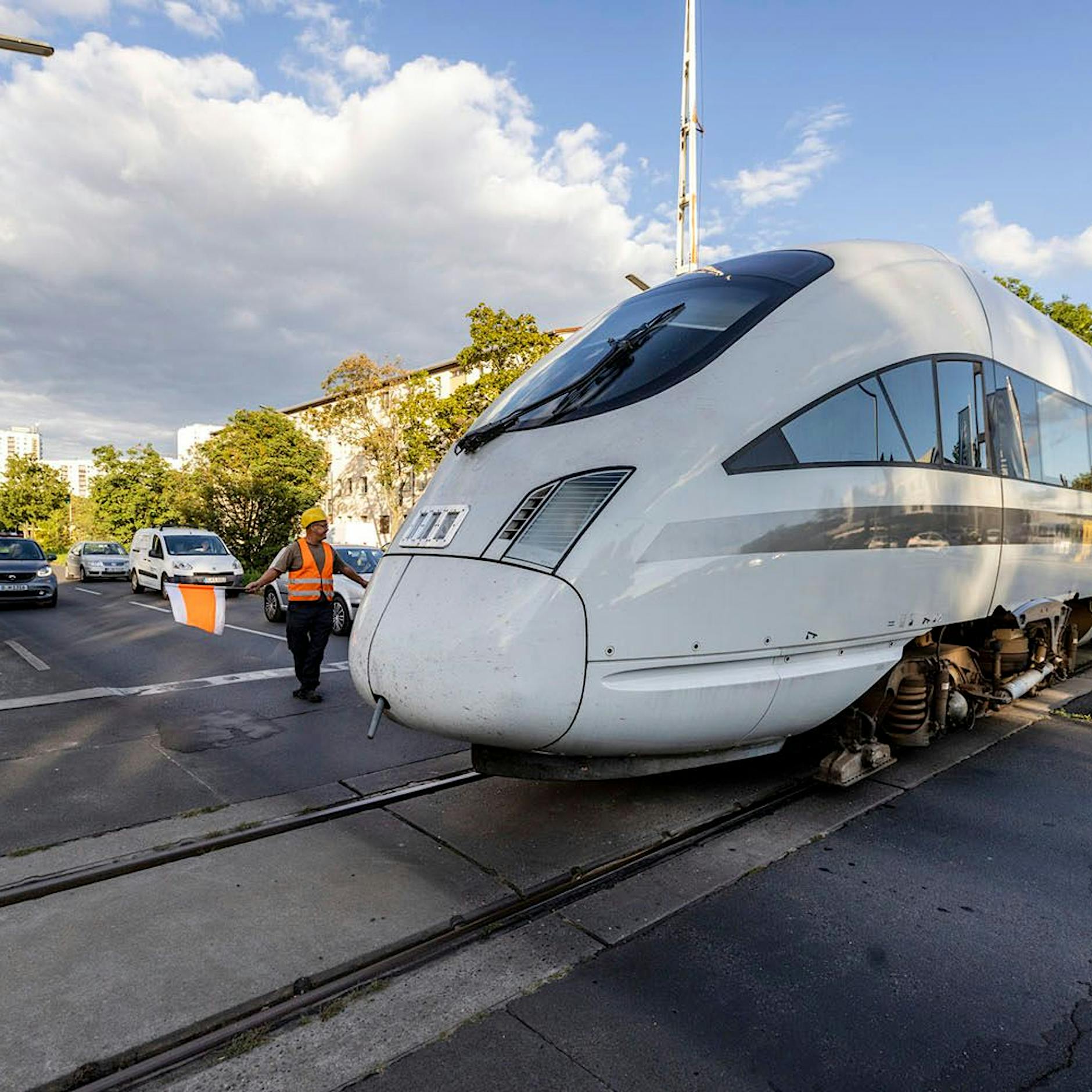 Ungewöhnliche Begegnung: Die Diesel-Weißwurst fuhr durch Rudow