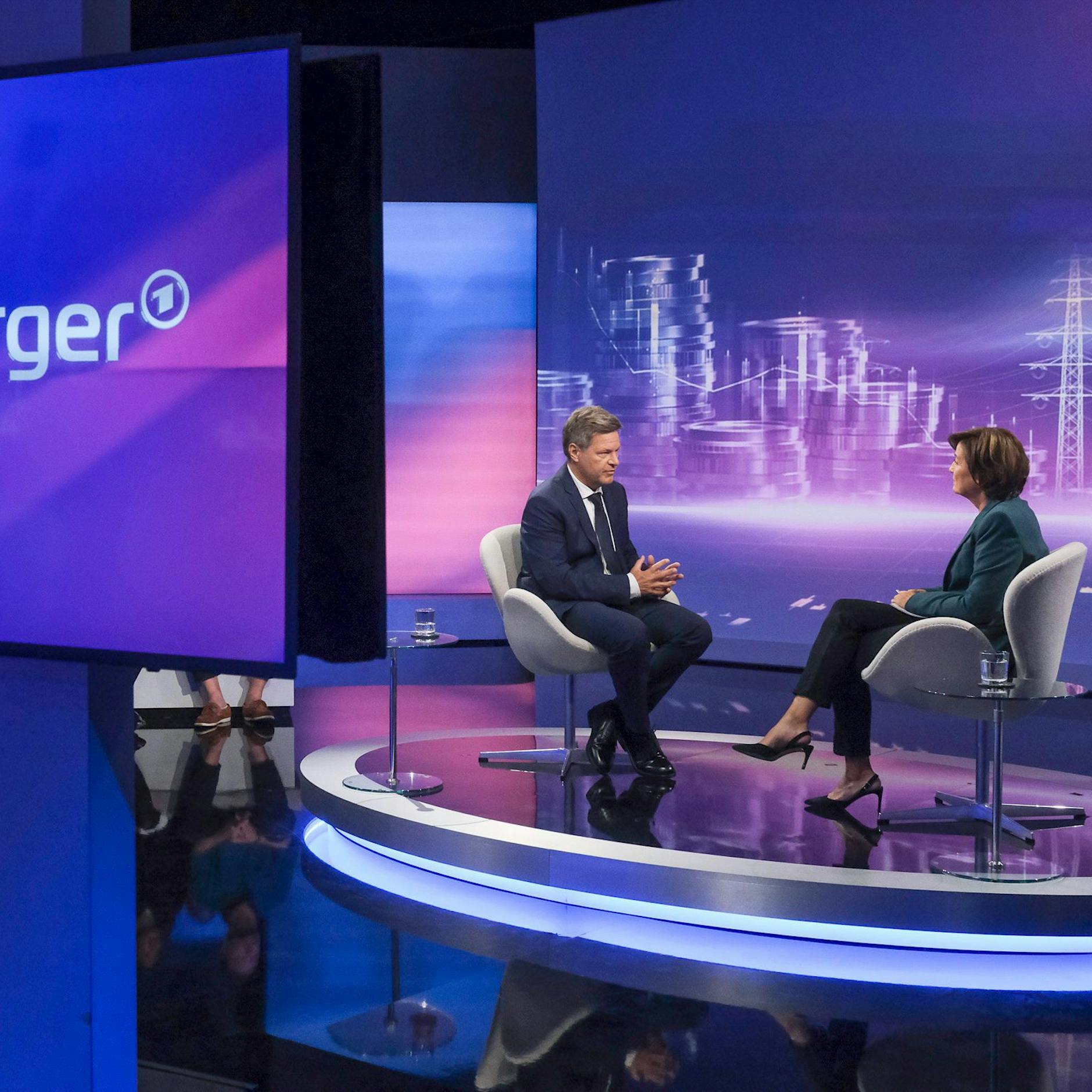 Hakle, Görtz... rollt eine Insolvenzwelle auf uns zu? Wirtschaftsminister Habeck schockt mit Interview-Äußerung bei Maischberger