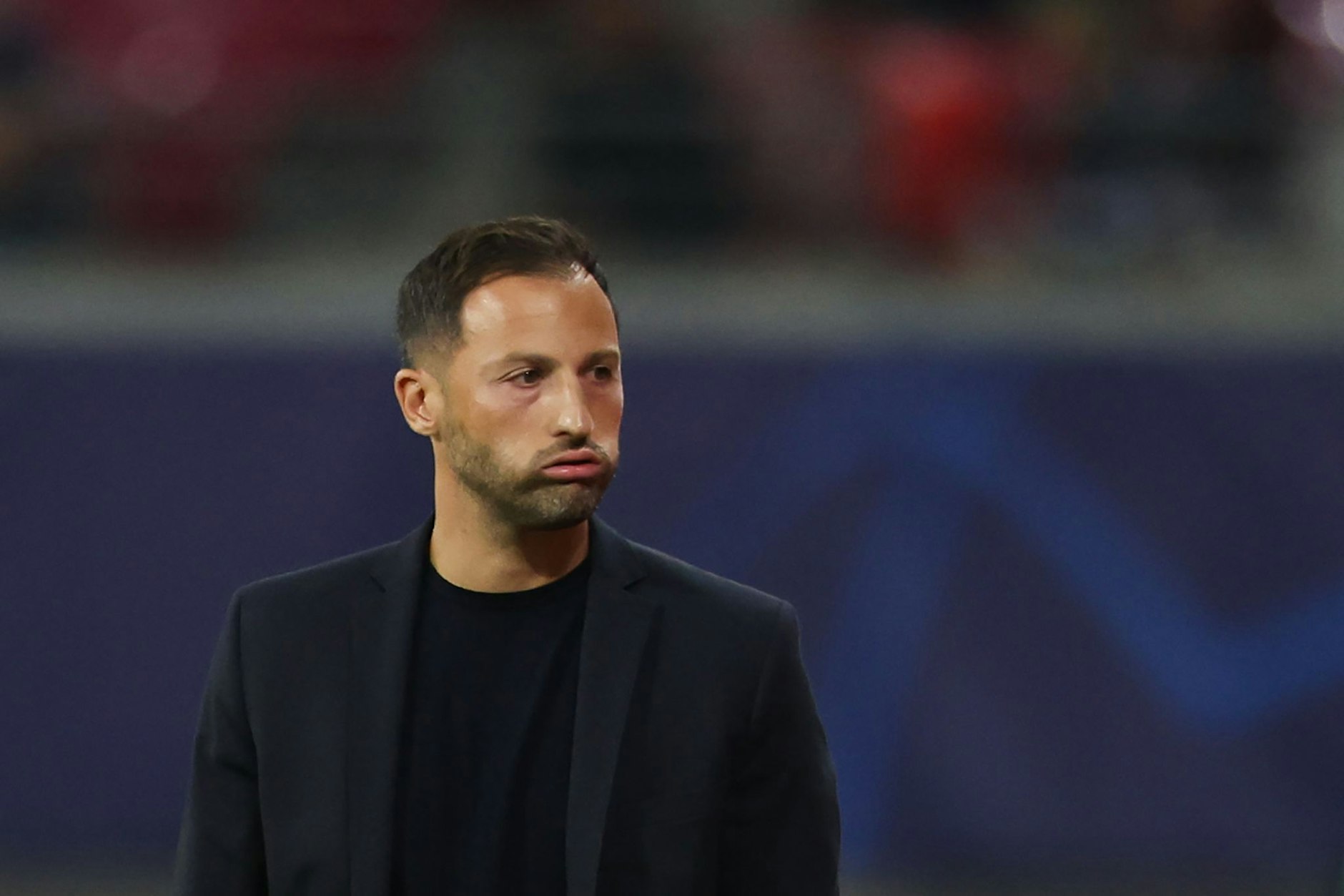 Domenico Tedesco erlebt bei RB Leipzig ein bitteres Déjà-vu, wurde wie zuvor auf Schalke nach einer Champions-League-Pleite entlassen.