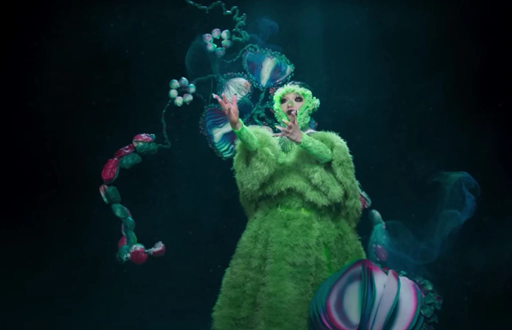 „Atopos“ von Björk: ein soziales und psychedelisches Meisterwerk