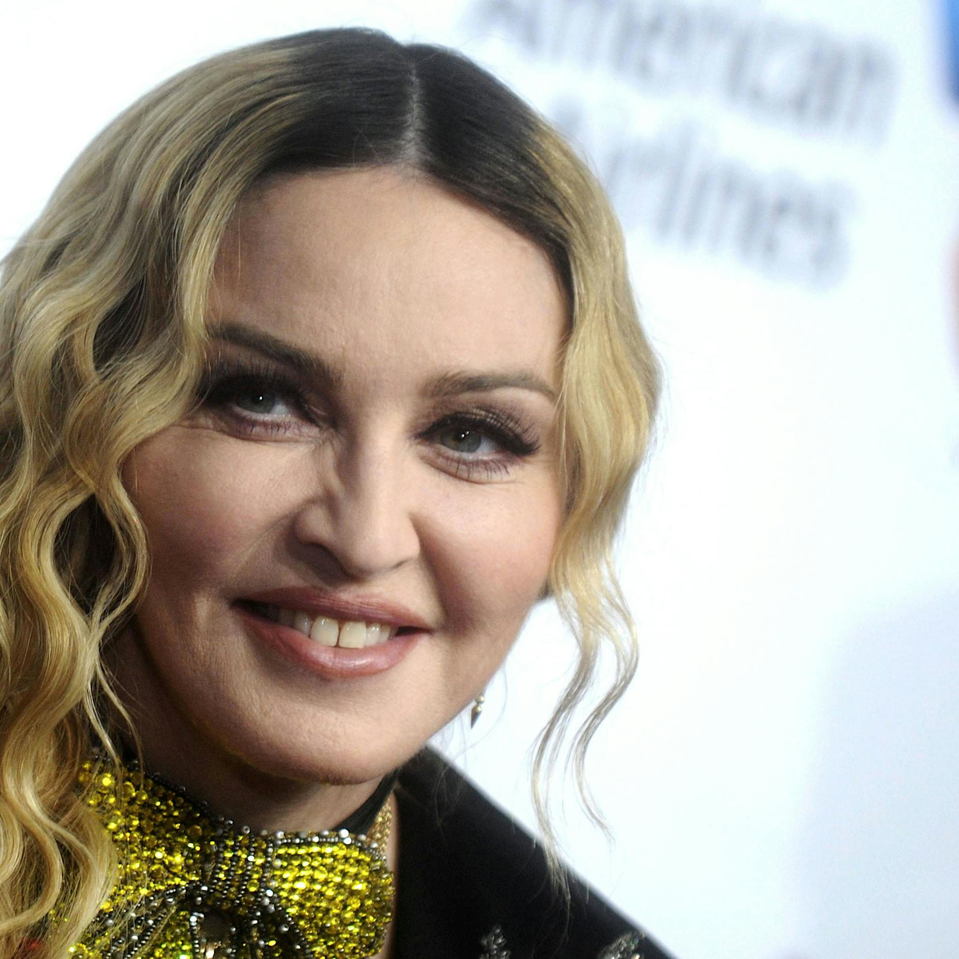 Madonna & Co: Wie Prominente angebliche Waisenkinder in Afrika adoptieren