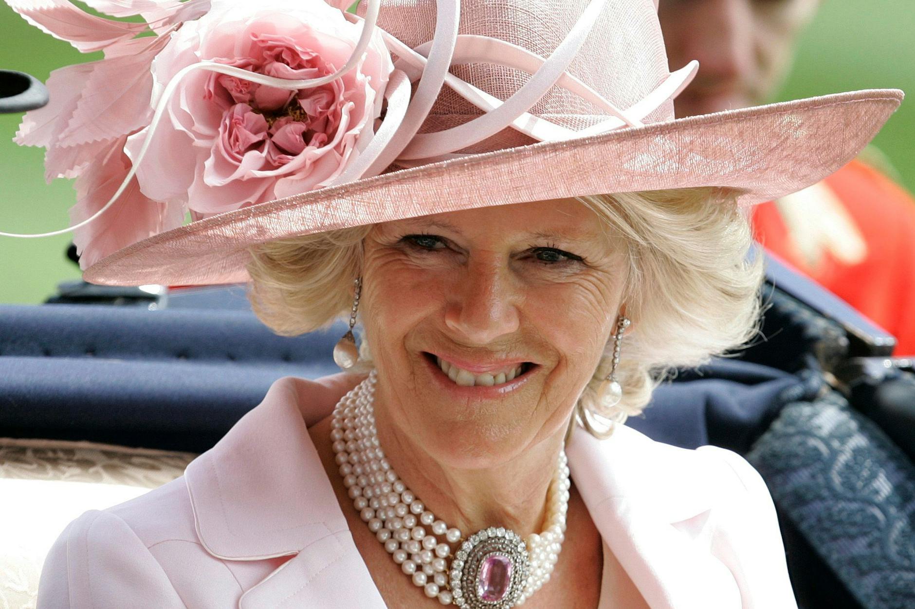 Die einst geschmähte Camilla wird an der Seite des neuen Königs Charles III. als Königsgemahlin in den Buckingham-Palast einziehen.