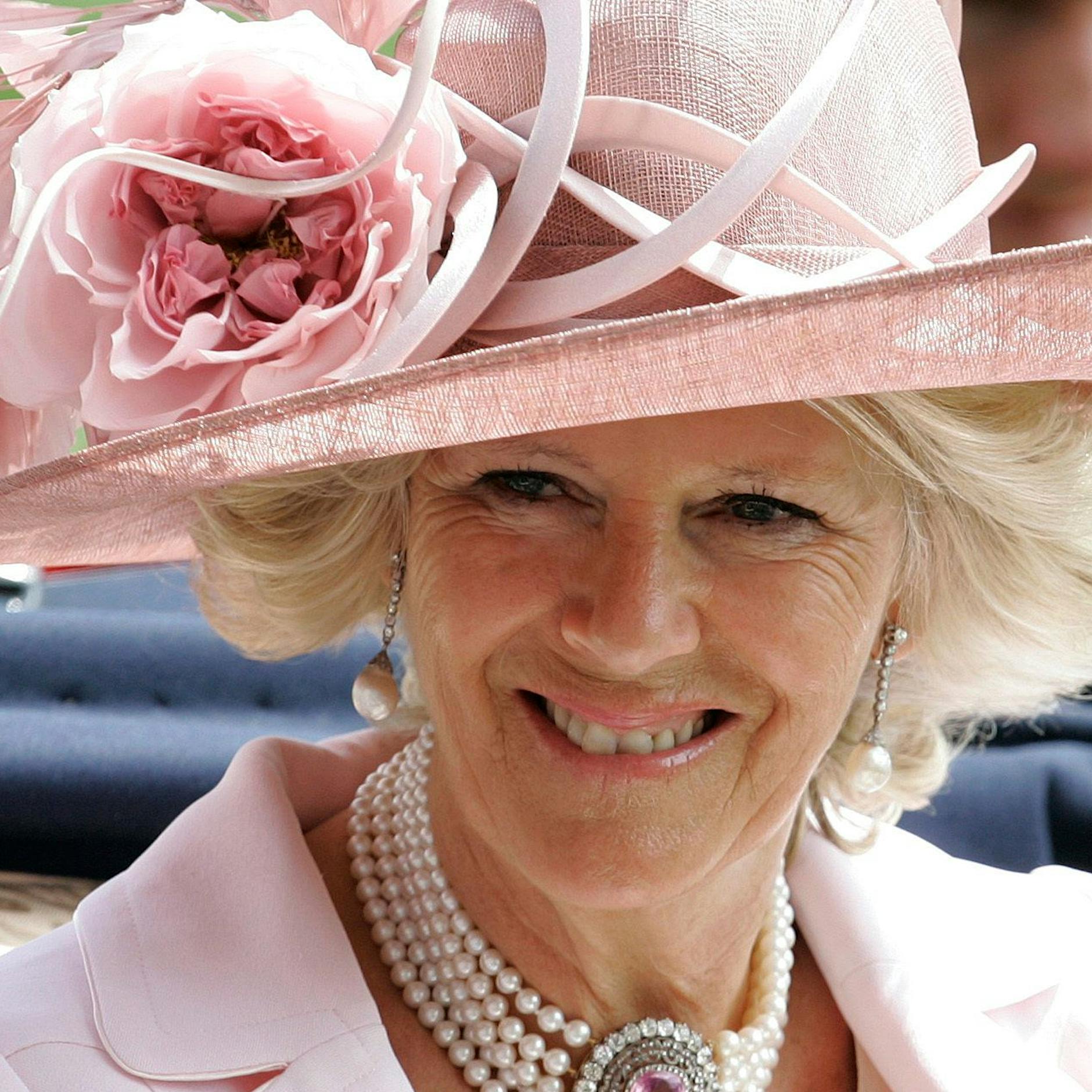 Einst als „Rottweiler“ geschmäht: Nun wird Camilla an der Seite von Charles III. zur Königsgemahlin