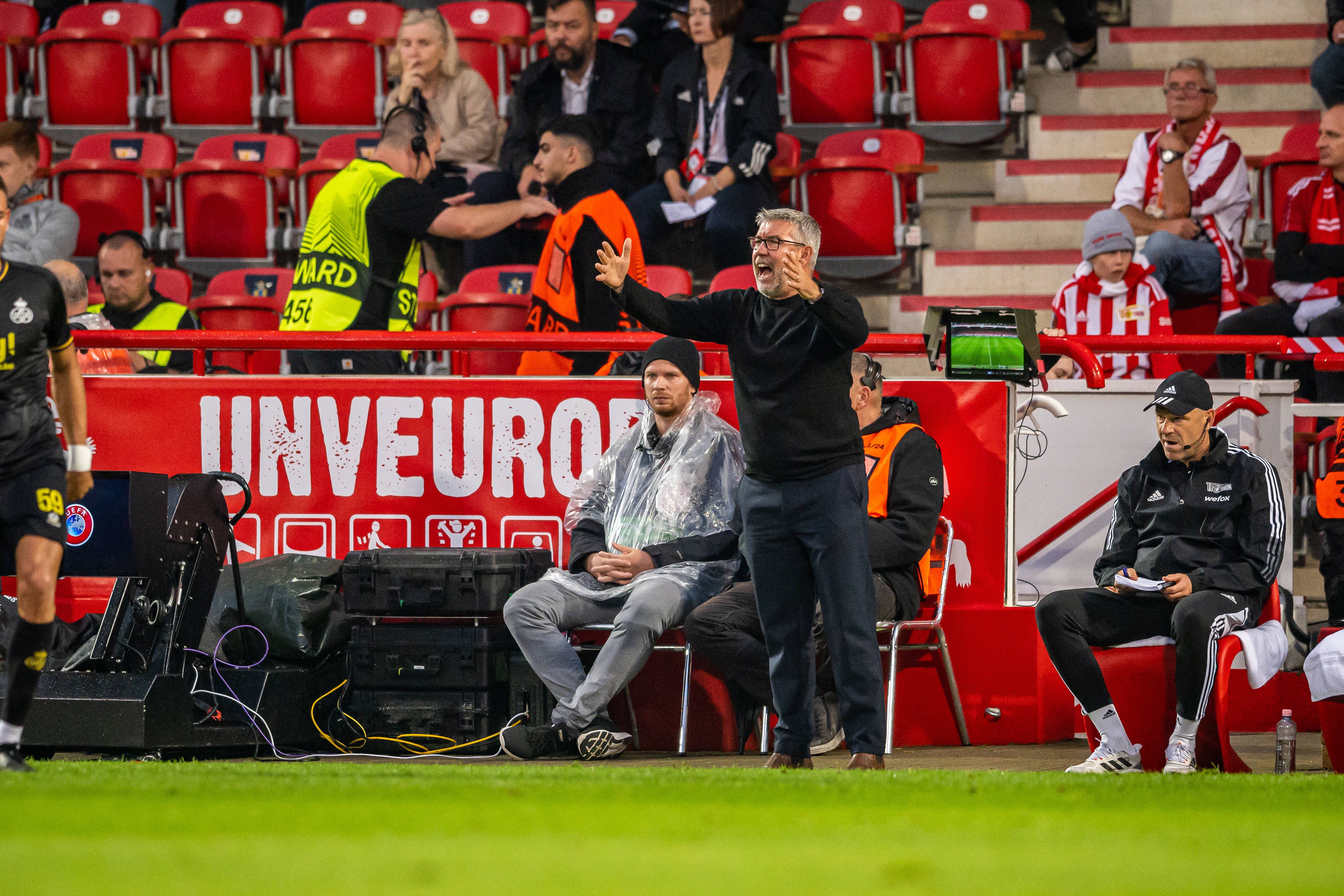 Image - 1.-FC-Union-Trainer Fischer sauer: „Wenn du eine Halbzeit wegschenkst, wird es schwierig auf dem internationalen Parkett“