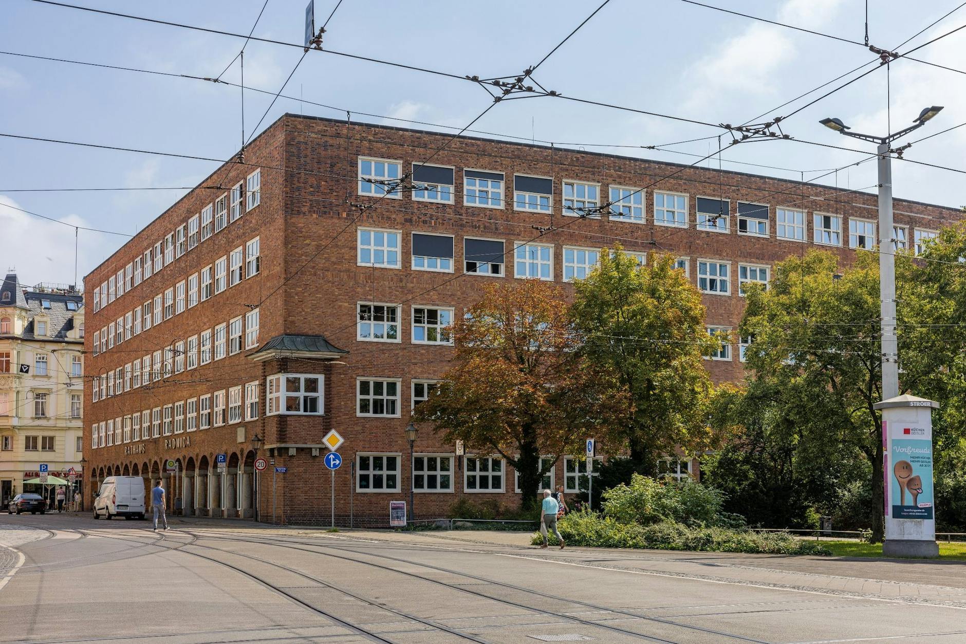 Bei der Wahl am Sonntag geht es um den Chefsessel im Rathaus von Cottbus.