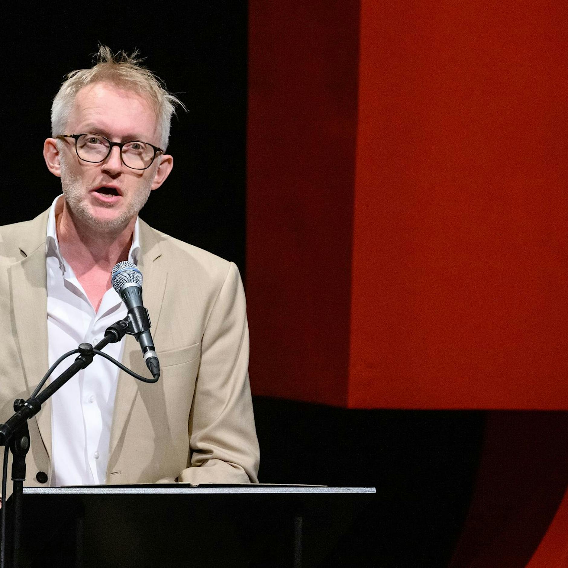 Eröffnungsrede beim Literaturfestival: Reiche Länder sind ökologisch verschuldet