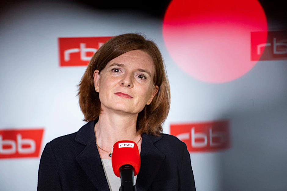 Die bisherige Verwaltungsdirektorin des WDR, Katrin Vernau, wird Interims-Intendantin des RBB.