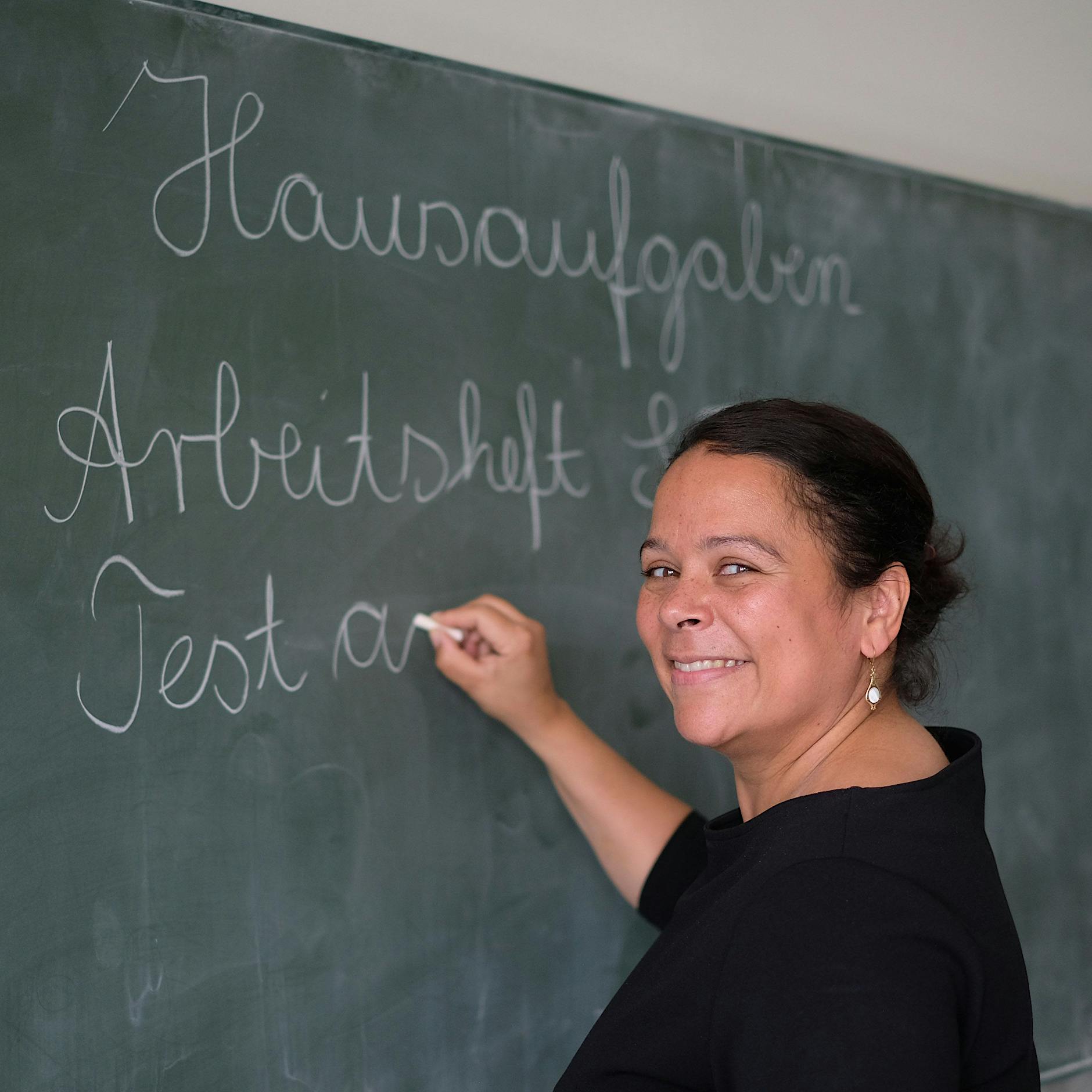 Ex-Bildungspolitikerin: „Lasst mich bitte wieder zurück in die Schule!“