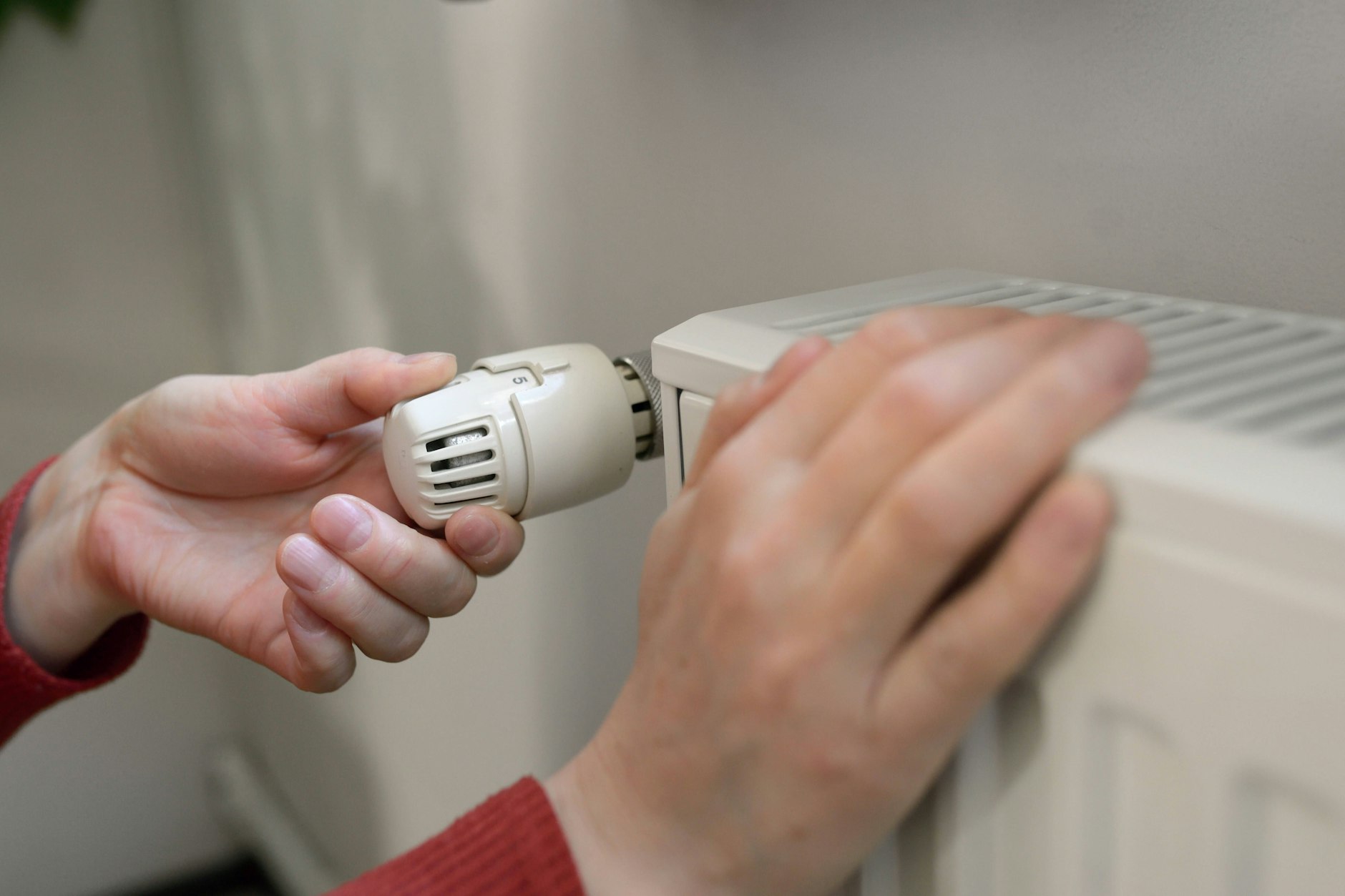 Soll ich Schlaf- und Wohnzimmer unterschiedlich heizen?