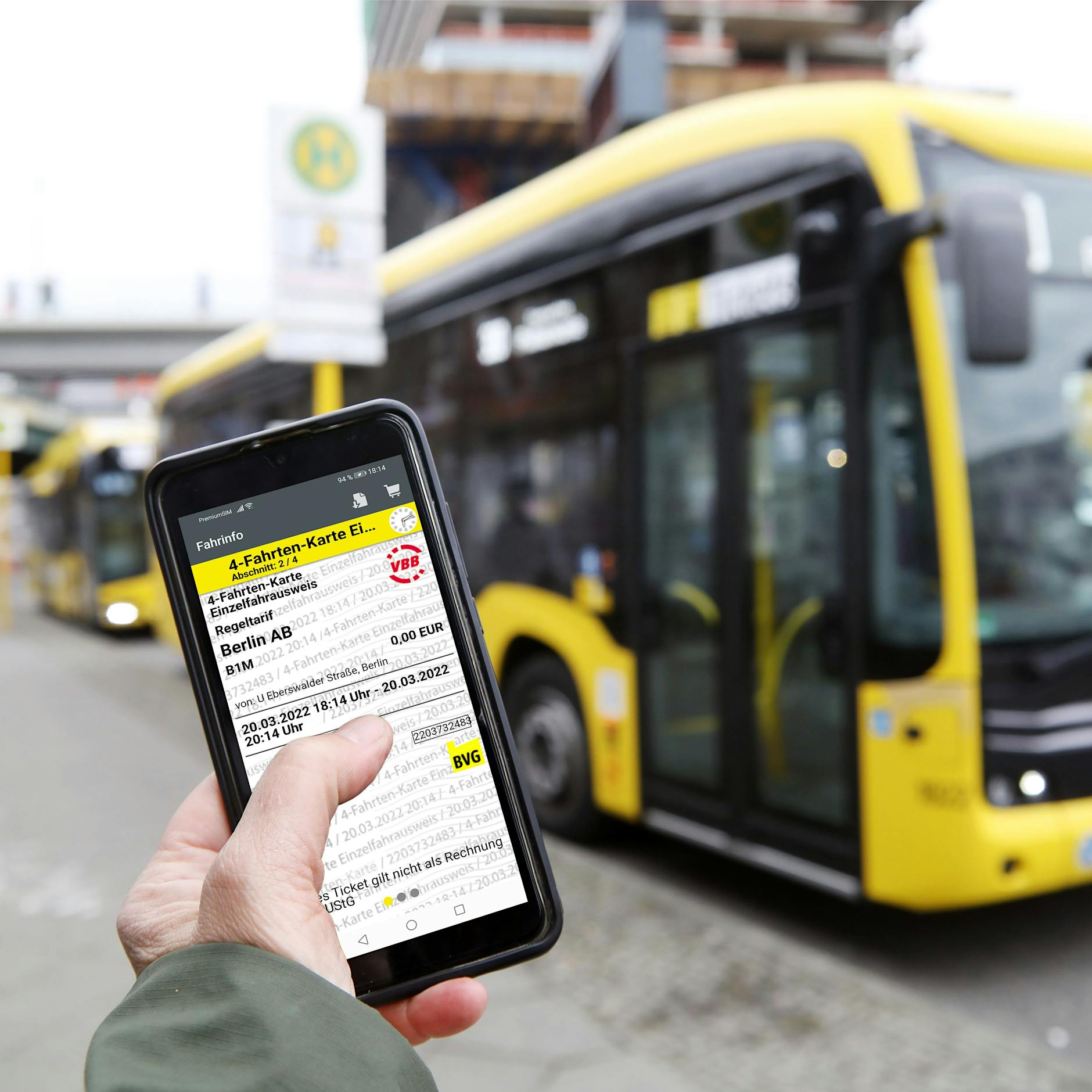 App-Schlamassel bei der BVG: Mehr als 100.000 Kunden betroffen!