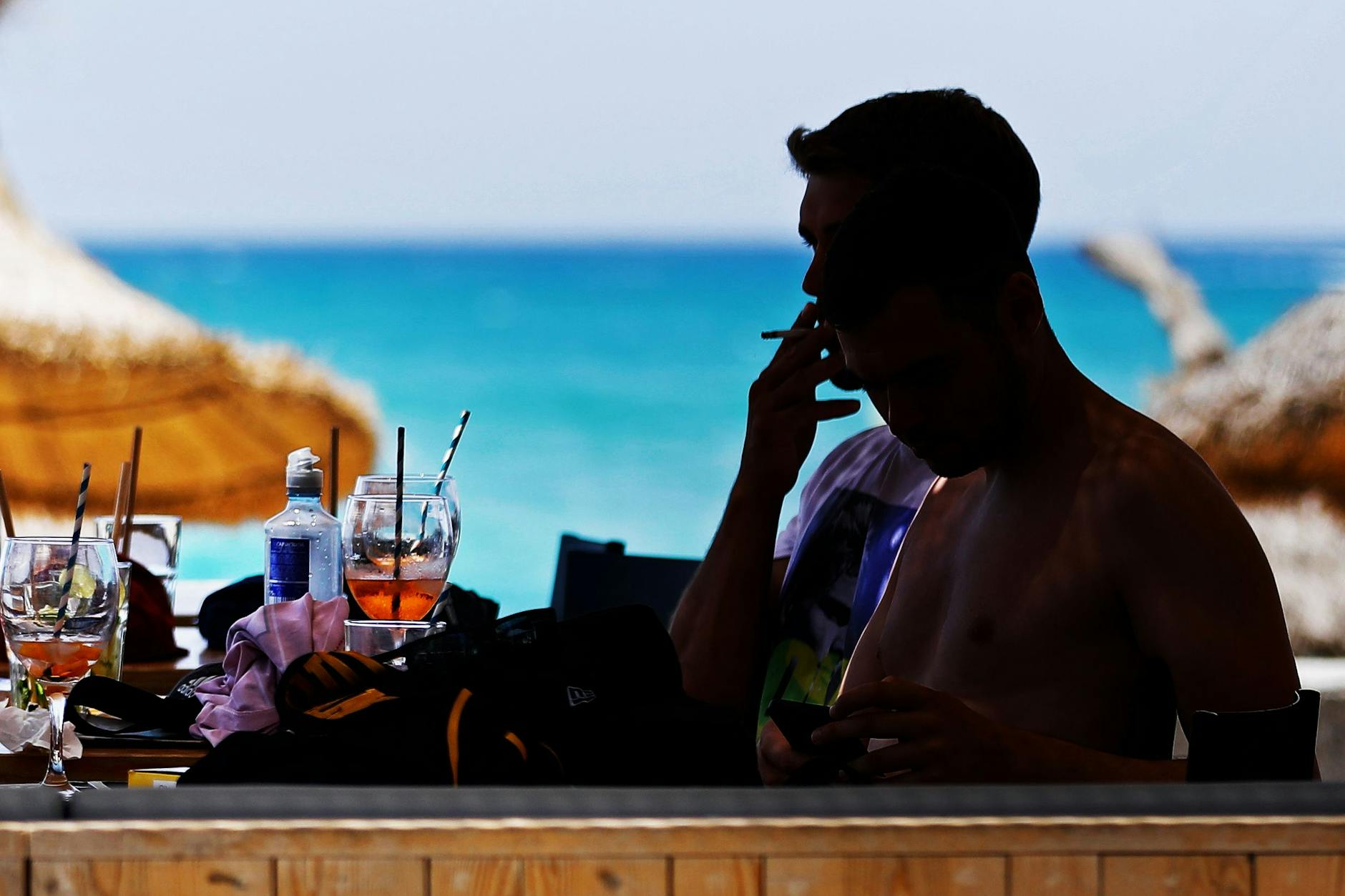 Feiern ohne Sorgen? Für einen jungen Ballermann-Besucher war dies offenbar nur durch eine Notlüge möglich.