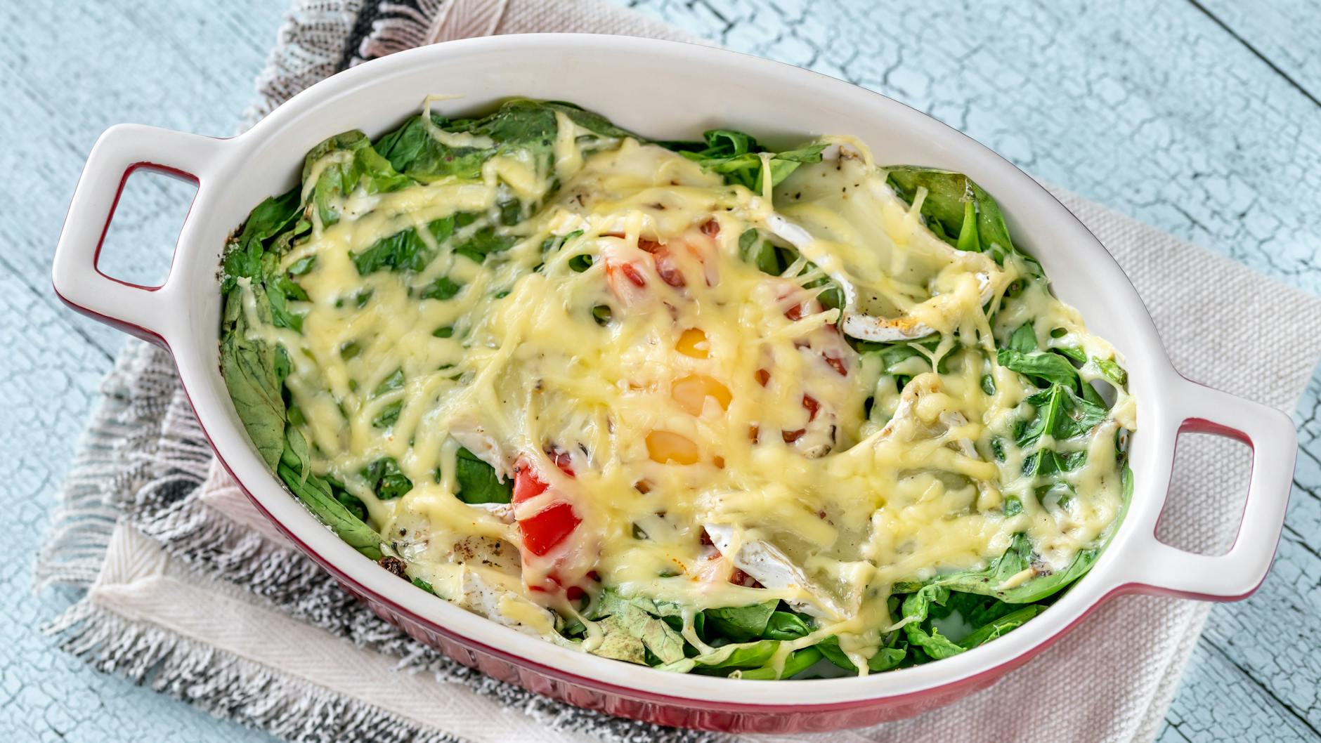 <div>Etwas weniger käsig als König Charles' Variante: Mit Käse überbackene Eier.</div>