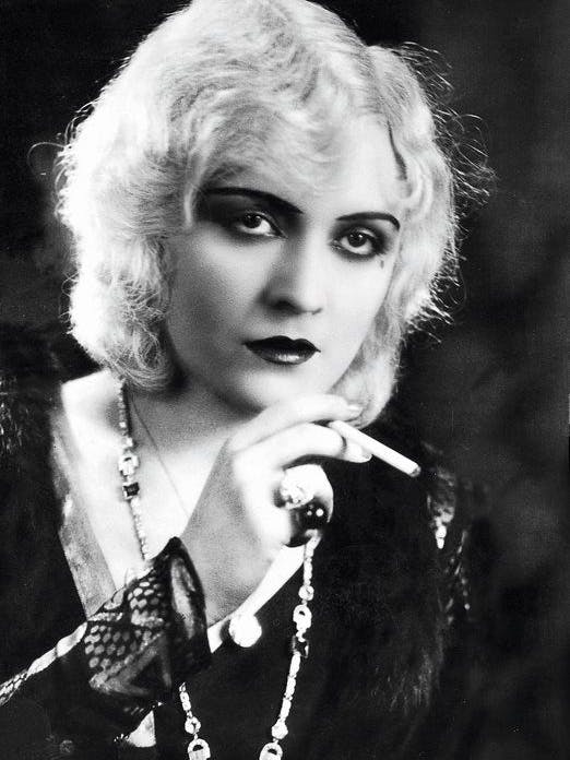 Pola Negri