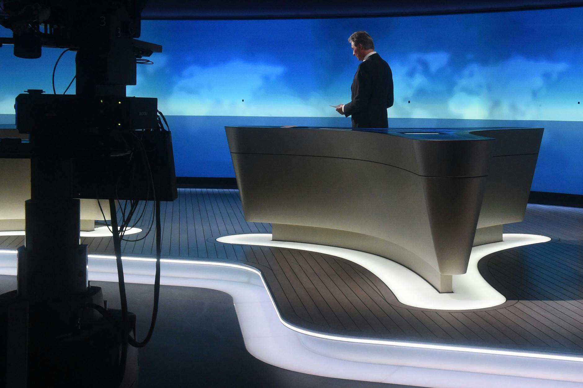 Der Vorwurf: Im Landesfunkhaus des NDR soll es zur politischen Einflussnahme zugunsten der schwarz-grünen Landesregierung gekommen sein.