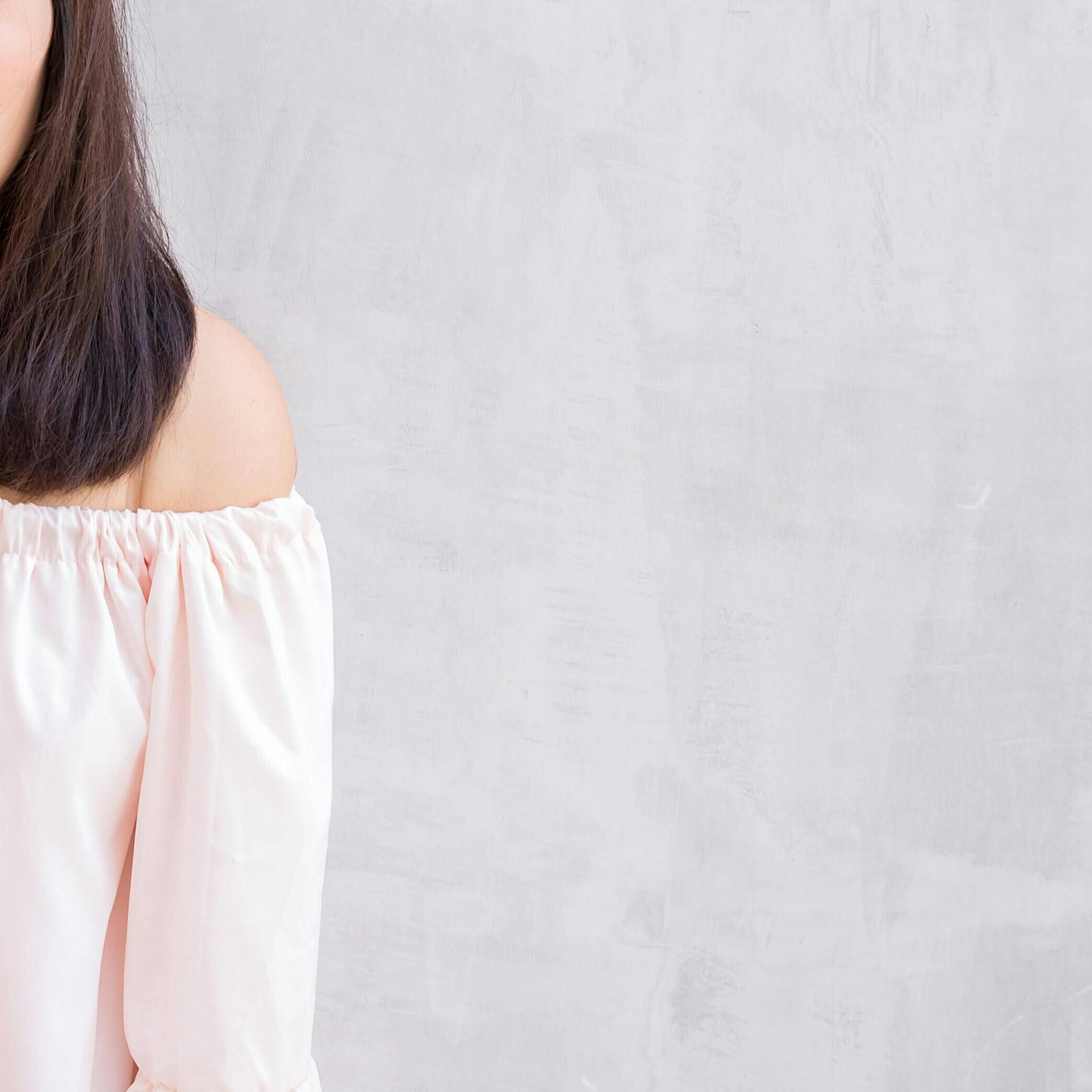 Meine Freundin ist so wahnsinnig schüchtern – muss ich das akzeptieren?