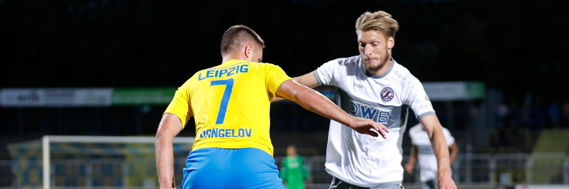 Auch BFC-Verteidiger Michael Blum (r.) – hier im Zweikampf mit Lok Leipzigs Bogdan Rangelov – findet, dass die Fair-Play-Tabelle ein schiefes Bild vermittelt.