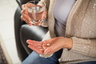 Schmerzmittel einnehmen: WARUM man nicht alle Tabletten zerteilen sollte