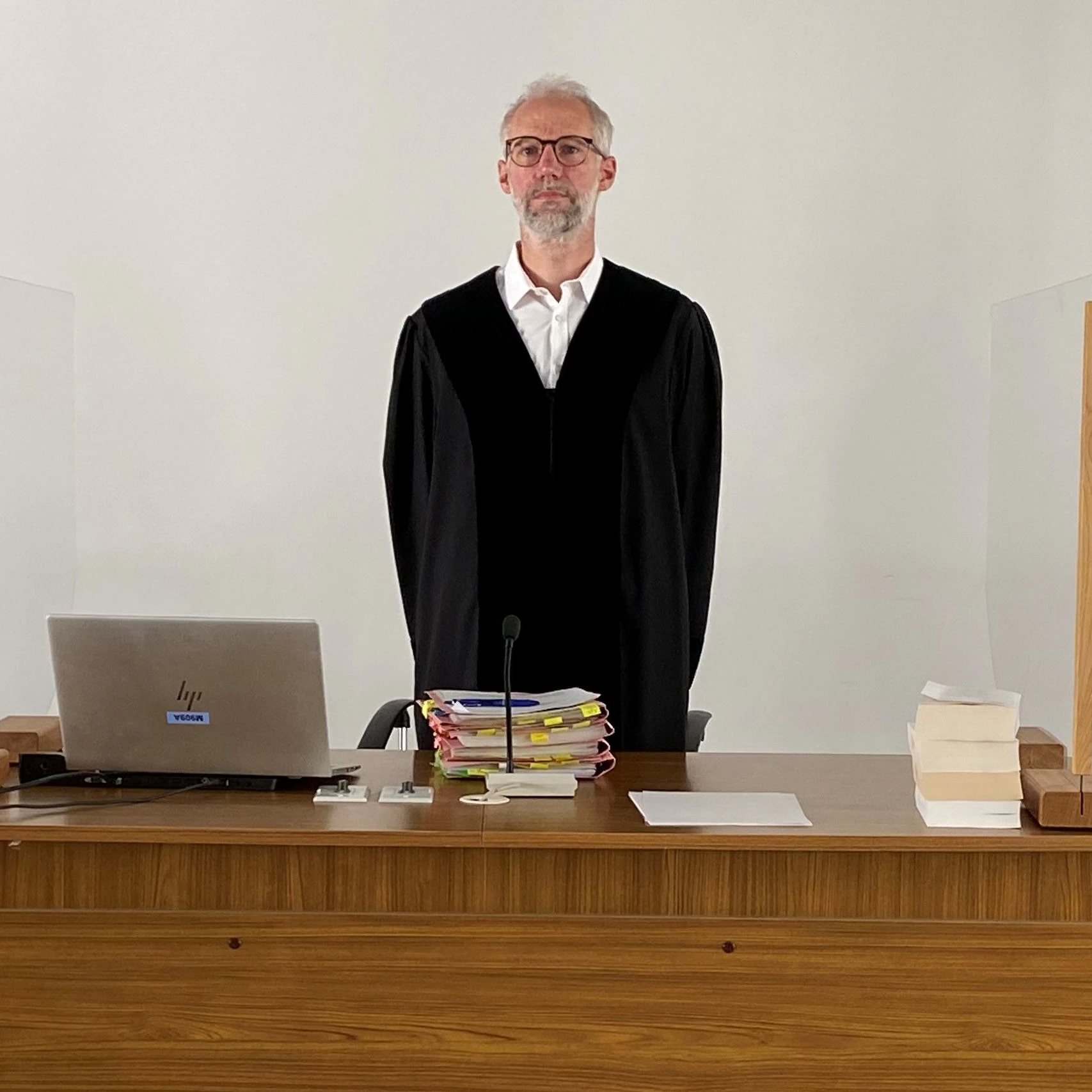 Benedikt Schmidt, der Vorsitzende Richter, hält die Kündigung von Borrmann für rechtens. Eine Berufung gegen das Urteil ist möglich.