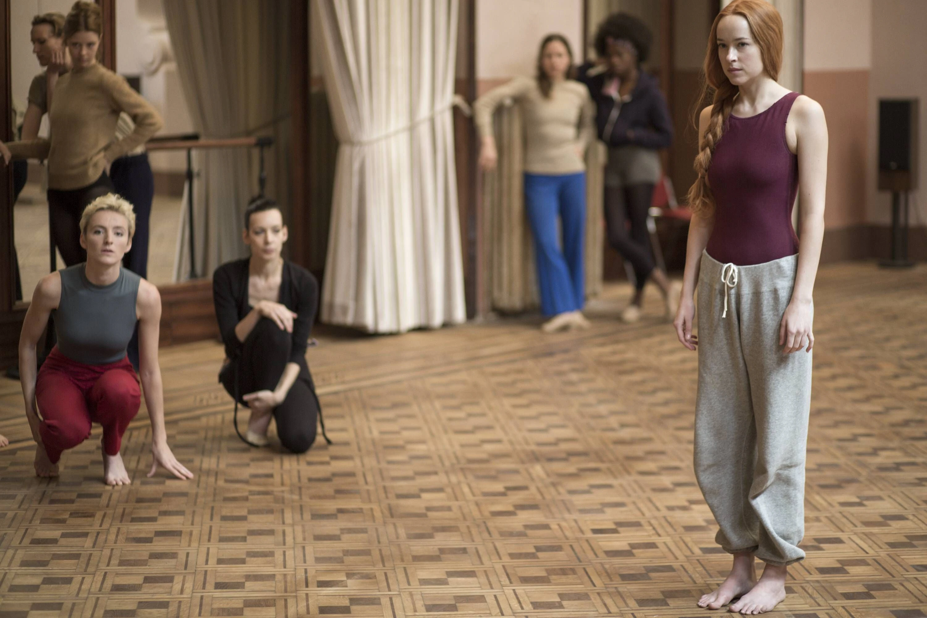 Bin ich hier richtig? Dakota Johnson als Susie im Hexen-Drama „Suspiria“.