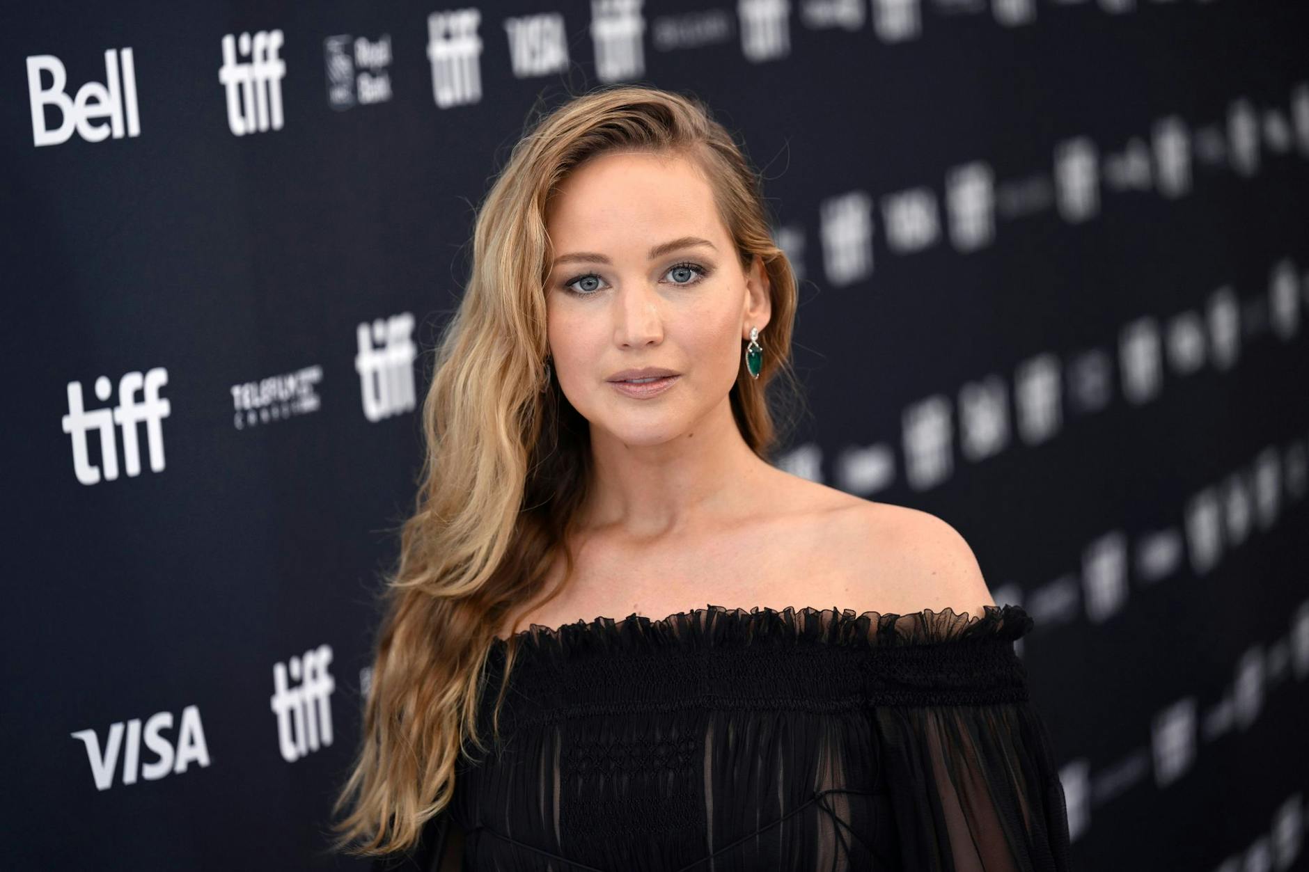 Jennifer Lawrence spielt in „Causeway“ eine Armee-Veteranin, die nach einer traumatischen Hirnverletzung aus Afghanistan zurückkehrt und darum kämpft, sich wieder in die Gesellschaft einzugliedern.
