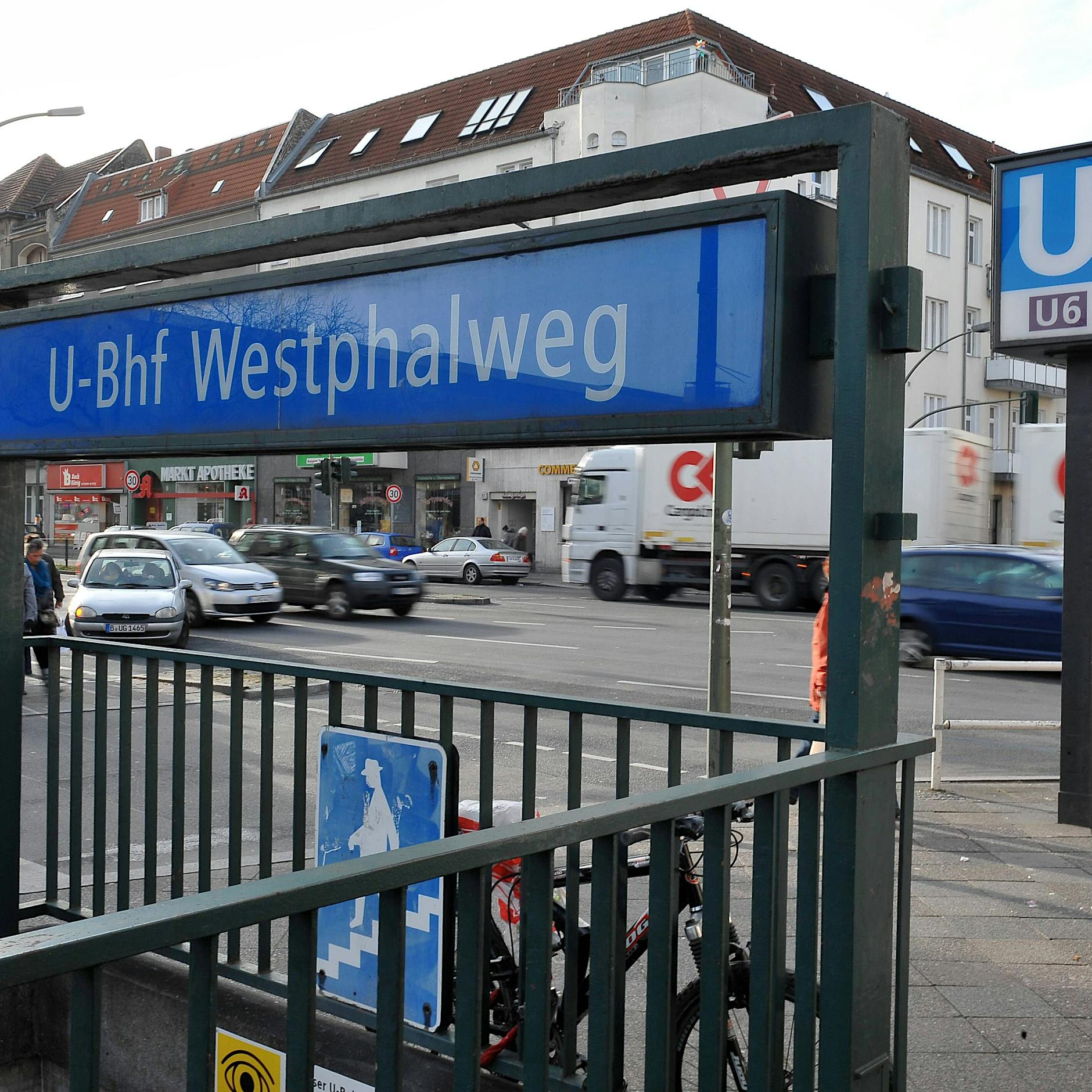 Rabbiner im U-Bahnhof attackiert: Polizei kennt Namen des Verdächtigen