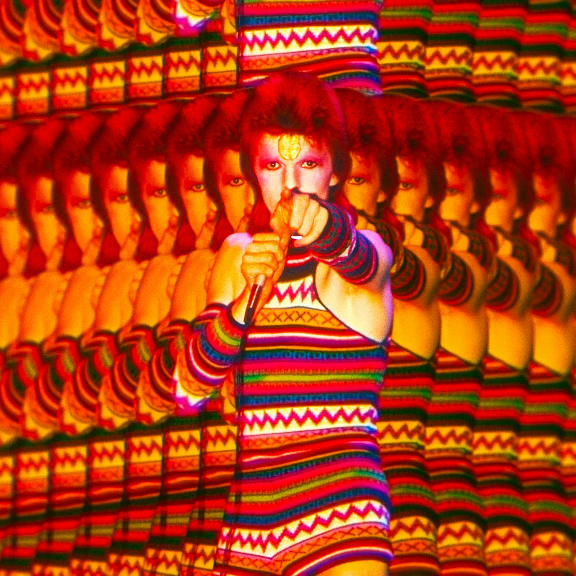 Filmkritik: David Bowie bleibt ein Geist in „Moonage Daydream“