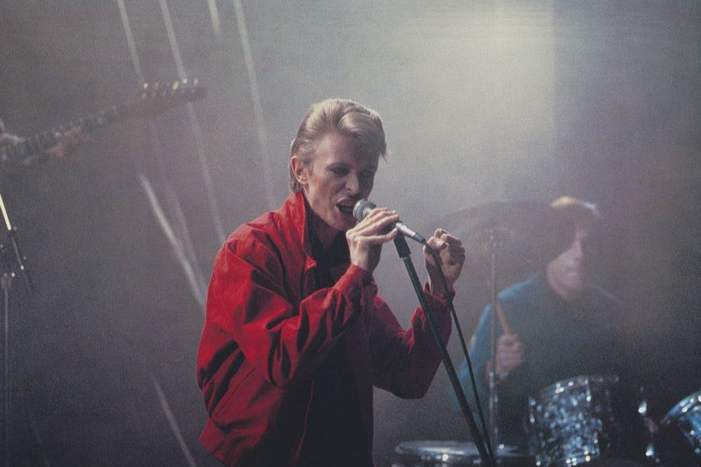 David Bowie in „Christiane F. – Wir Kinder vom Bahnhof Zoo“. Als der Film gedreht wurde, lebte der Superstar allerdings schon nicht mehr in Berlin.