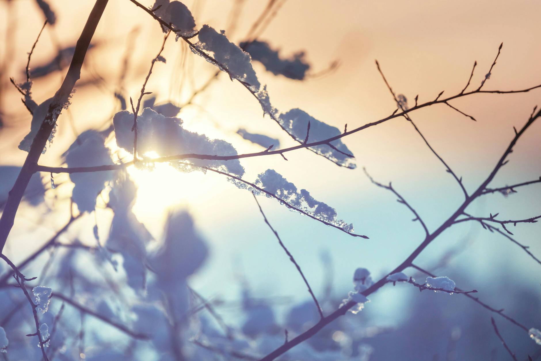 Laut Wetter-Experten wird es richtig kalt am Wochenende. Ohne Heizung soll es kaum auszuhalten sein.
