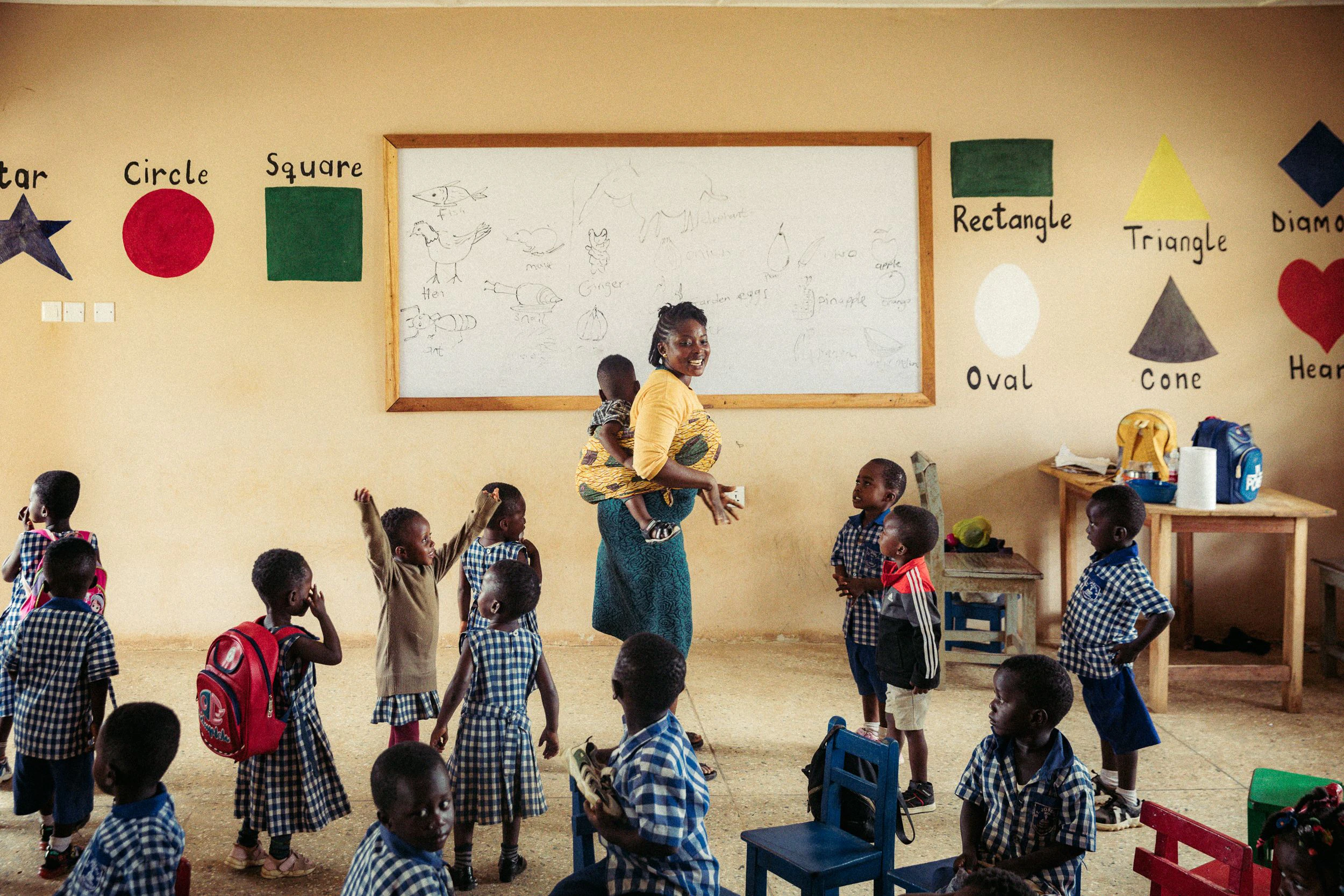 St. Joseph in Domeabra: Auch die Schule in der ghanaischen Kleinstadt wurde durch die Fondation realisiert.