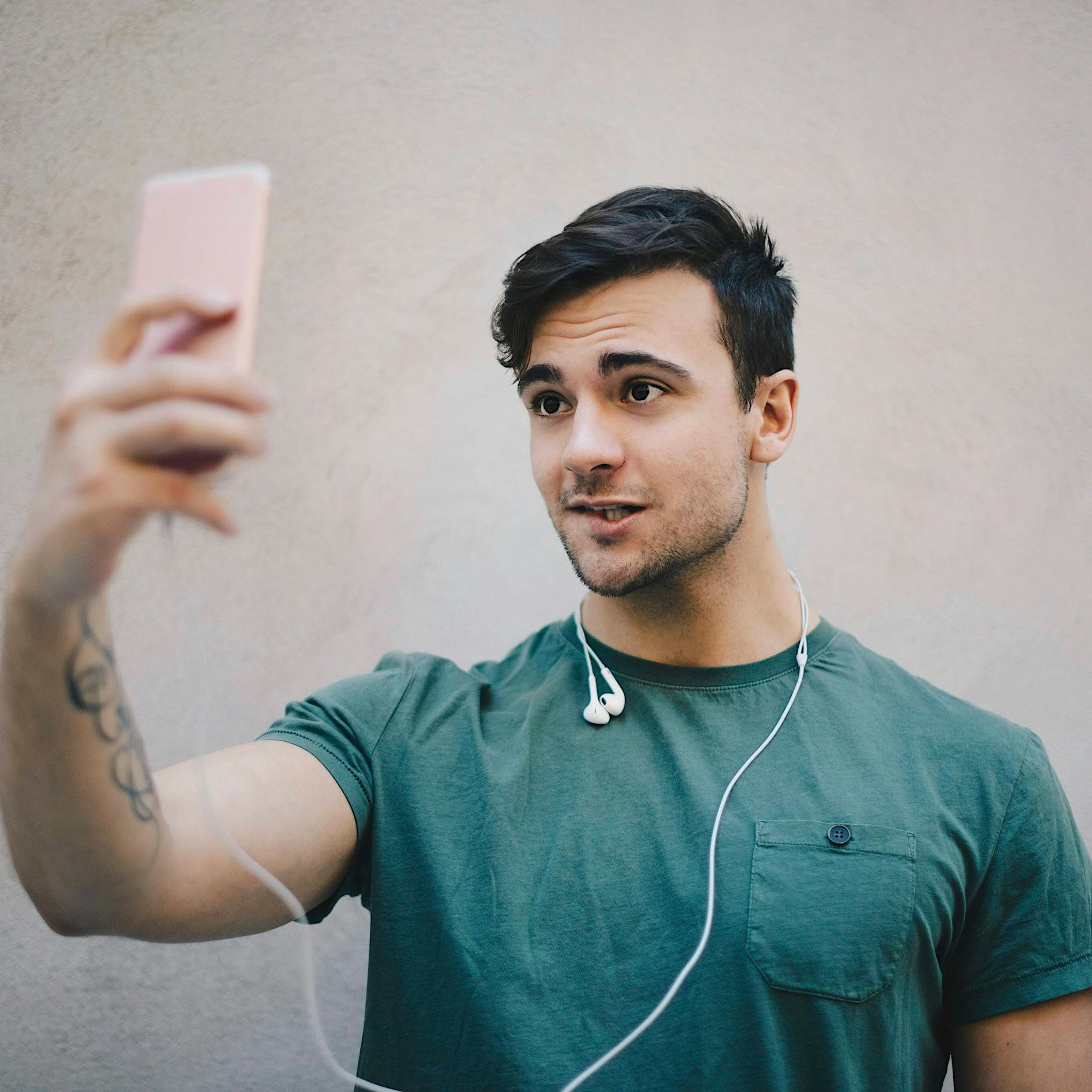 „Aussehen wie mit Selfie-Filter“: Die neuen Trends der Schönheitschirurgie