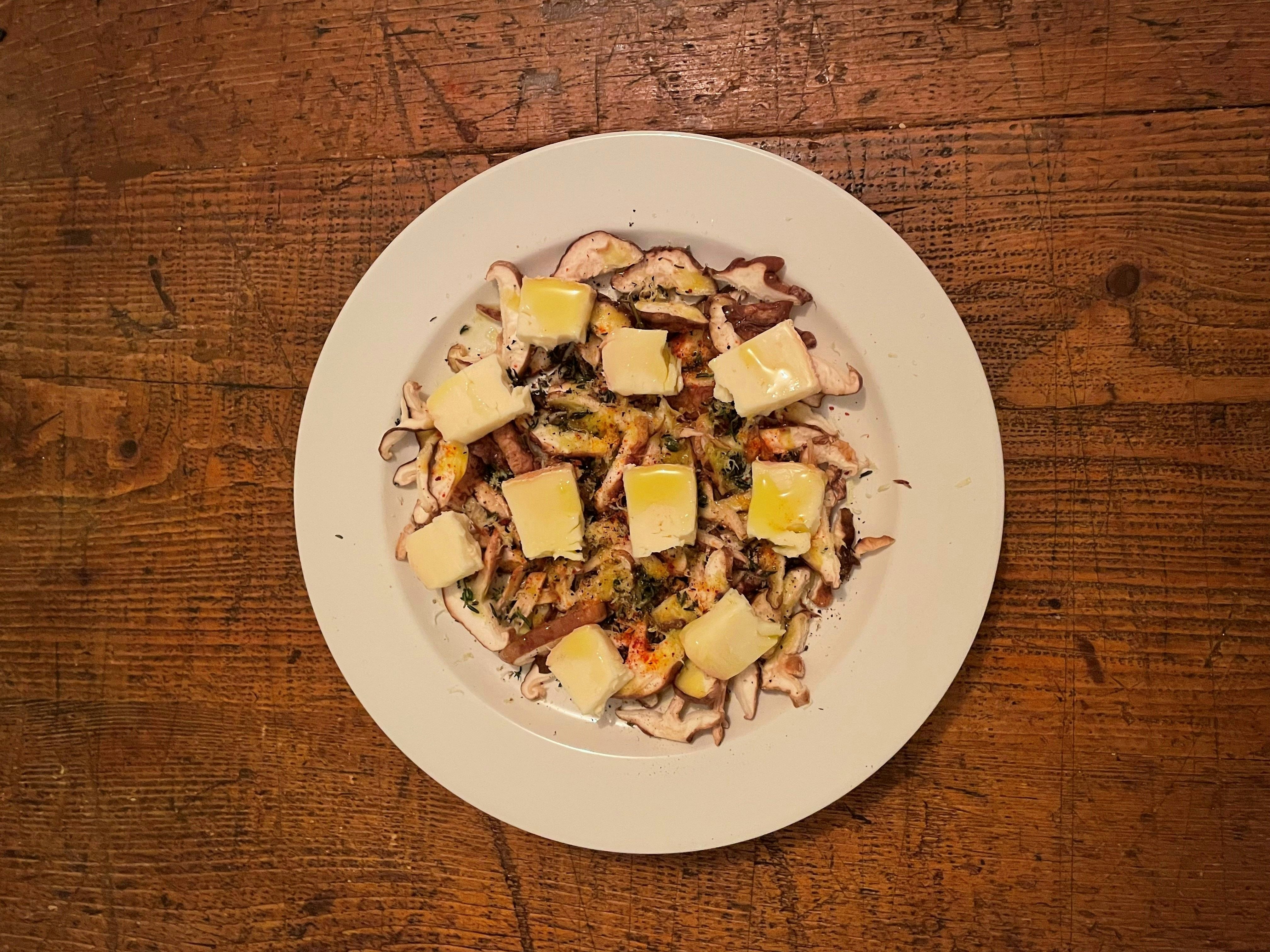 Rezept der Woche: Gratinierte Pilze mit Taleggio aus dem Ofen. Suchtgefahr!