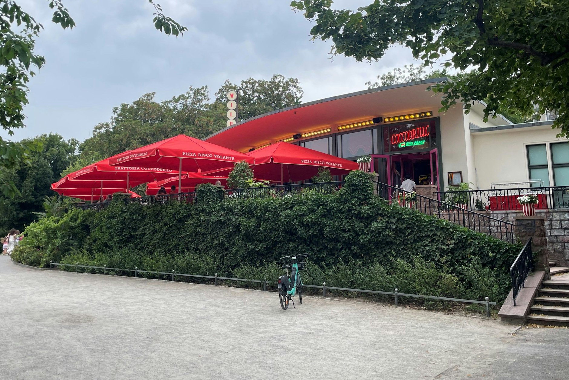 Das alte Nola's heißt jetzt Coccodrillo: Pasta und bunte Cocktails statt Physalis.