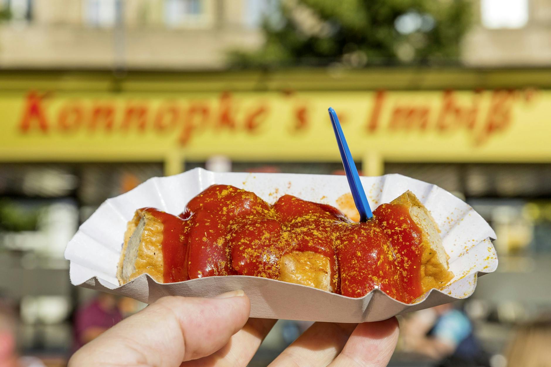 Hochbahnwurst, vollkommen überbewertet: Konnopke's Imbiss