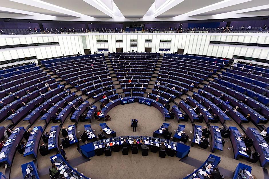 Der Plenarsaal des Europäischen Parlaments in Straßburg