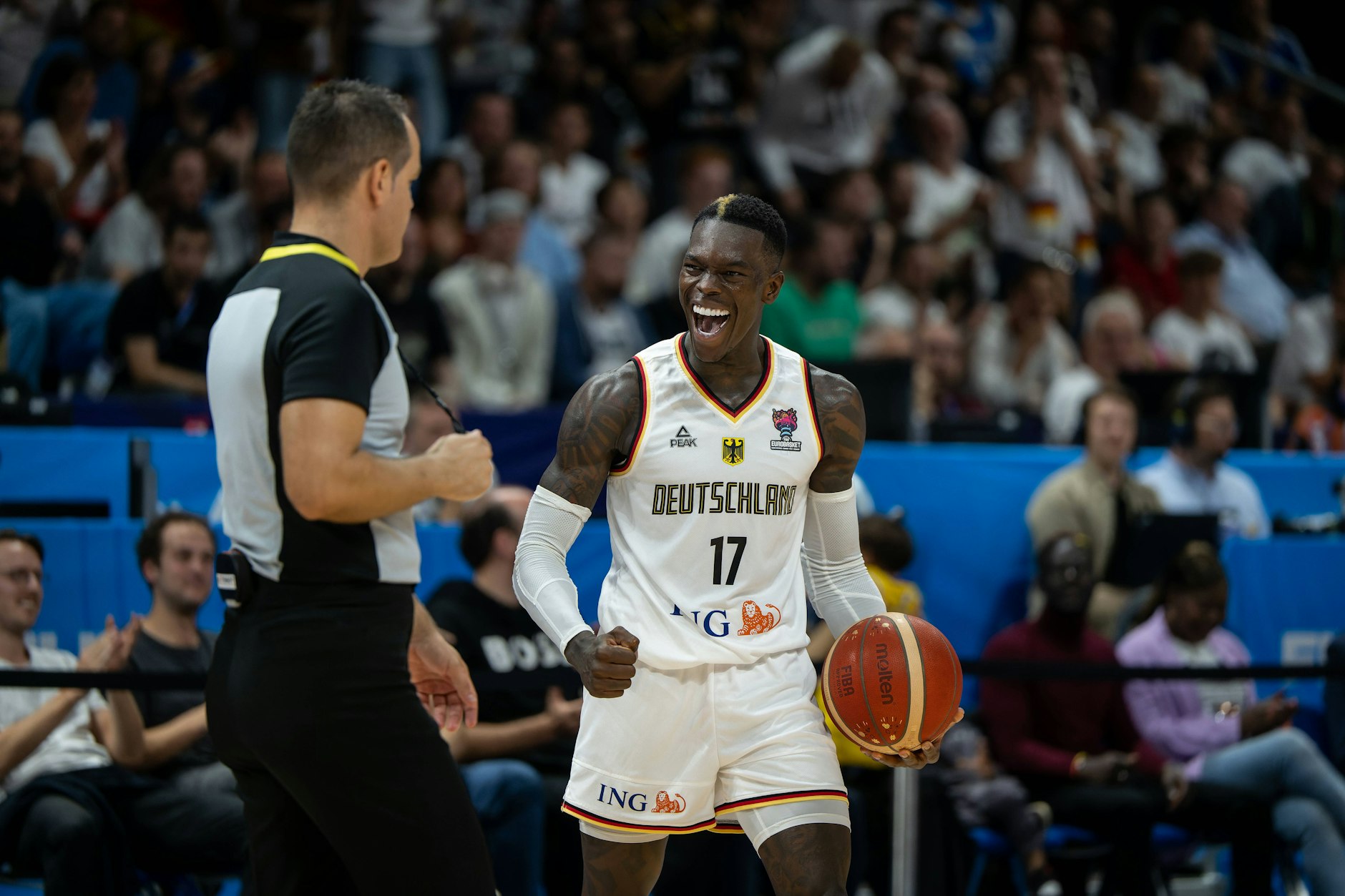 Geht als Kapitän voran und will mit Deutschland bei der Heim-WM ins Finale: Dennis Schröder.&nbsp;