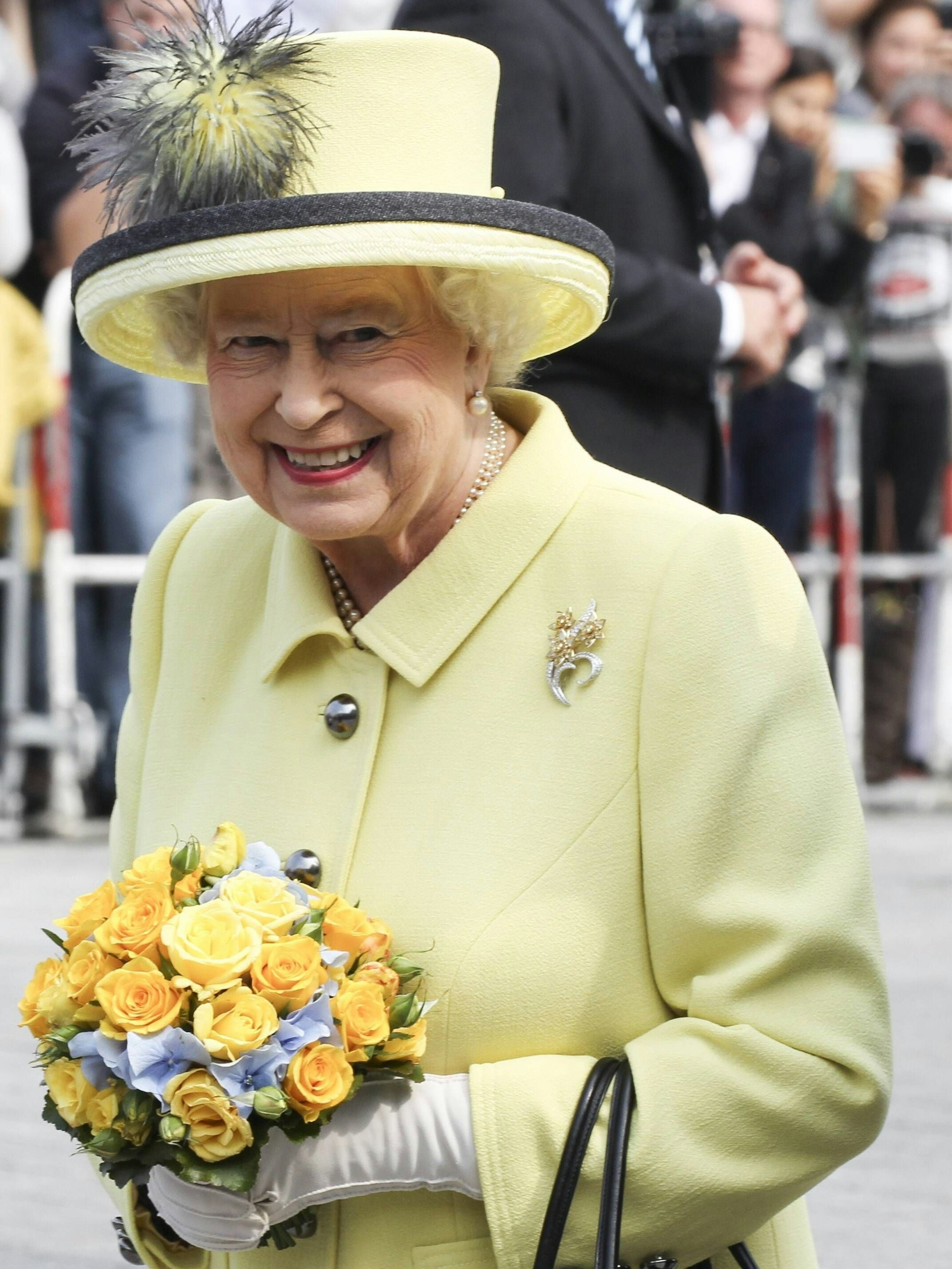 2015 besuchte die Queen Berlin, zeigte sich dabei auch am Brandenburger Tor.