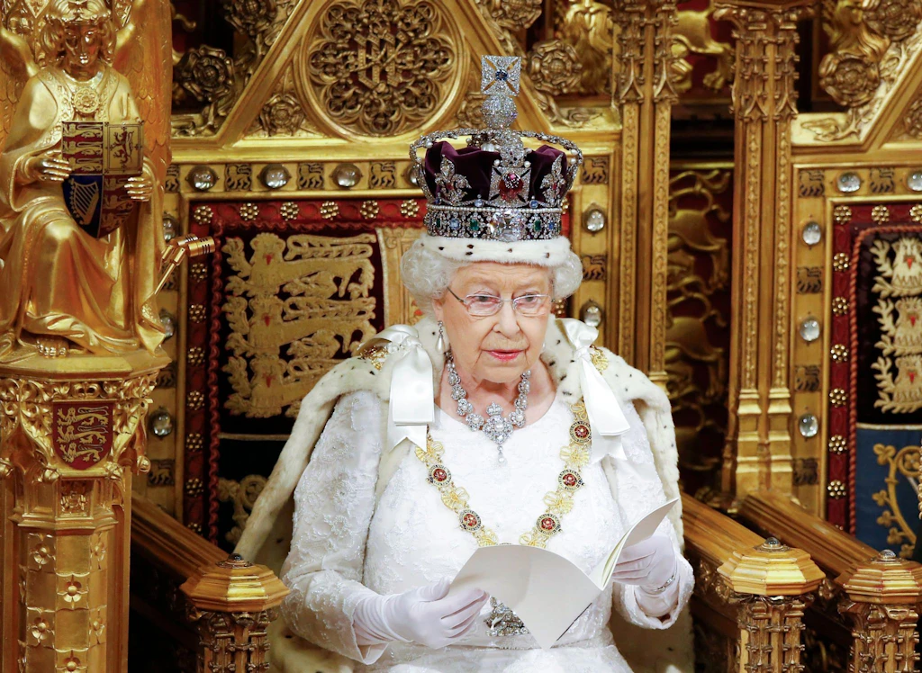 Diese Schmuckstücke nimmt Queen Elizabeth mit ins Grab