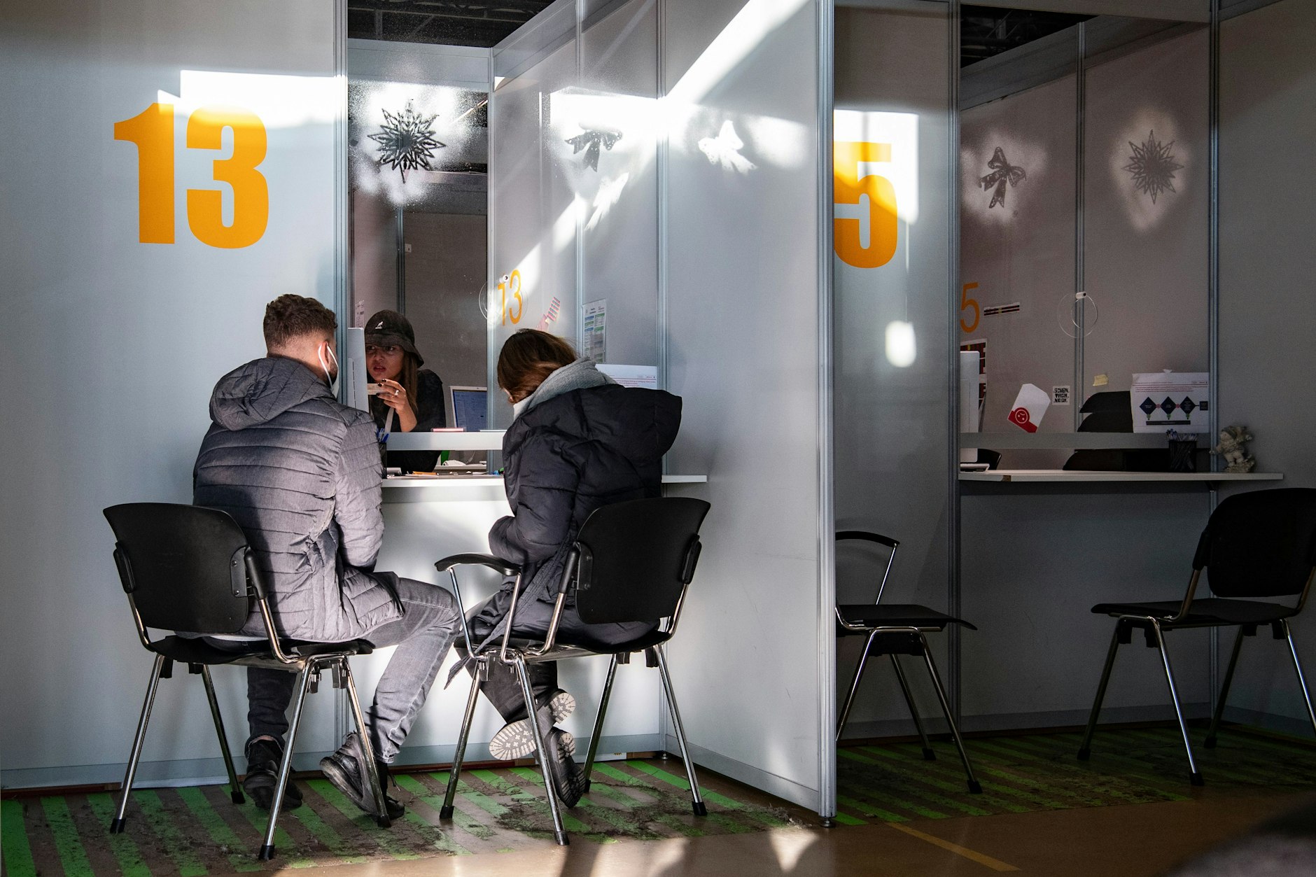 Gerade wurde von der Stiko der angepasste Impfstoff empfohlen – dabei sind die individuellen Patientendaten der ursprünglichen Zulassungsstudien noch nicht mal offengelegt.