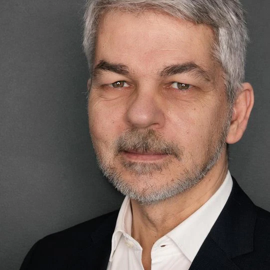 Professor Carlo-Antonio Masala vom Lehrstuhl für Internationale Politik der Universität der Bundeswehr München
