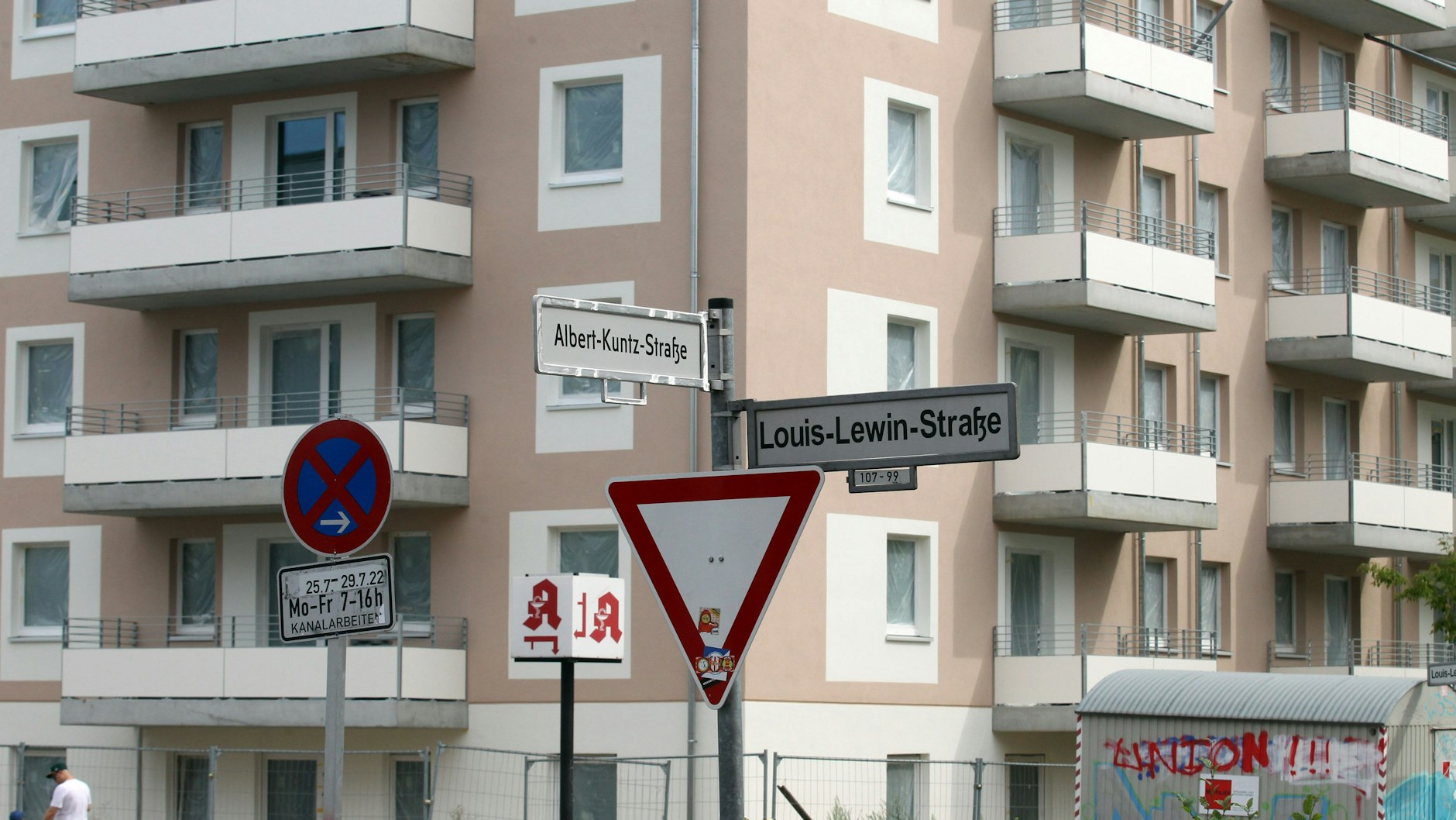 Neubauten in Berlin: Im Entlastungspaket soll auch ein Aufschub für Wohnungskündigungen stehen.