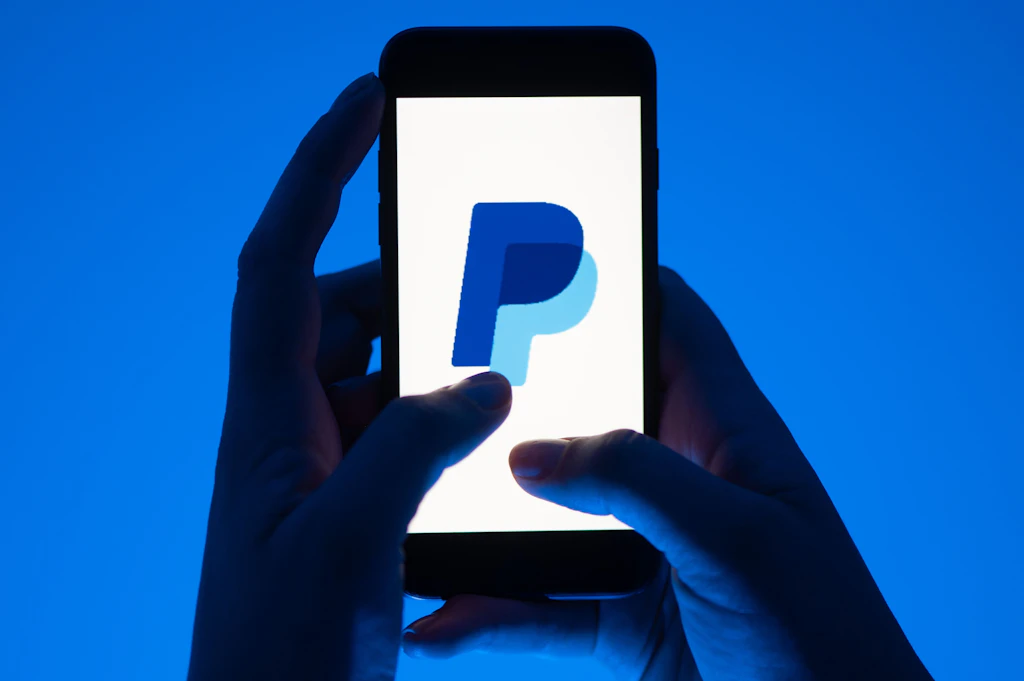 Verbraucherzentrale warnt vor Paypal-Betrugsmasche: „Konto gesperrt“