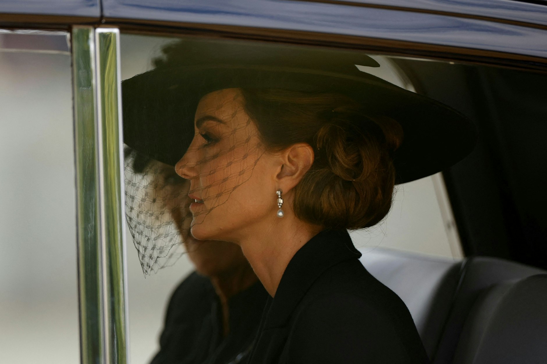 Die Prinzessin von Wales, Kate Middleton, kommt zur Trauerfeier der Queen